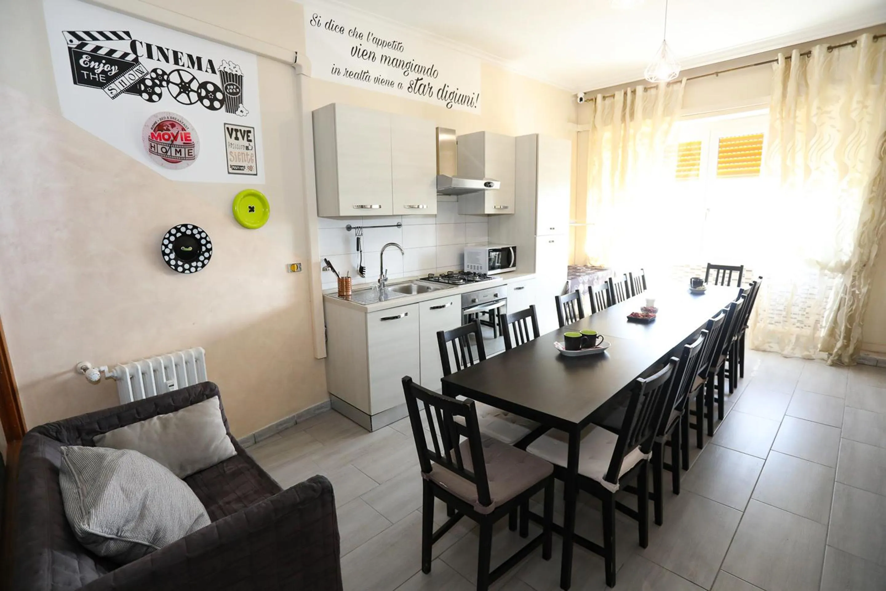 Movie Home Guesthouse