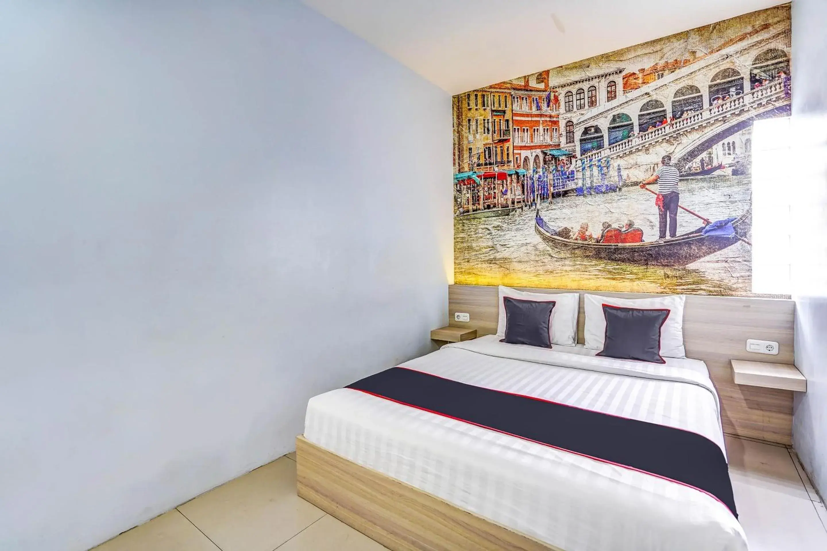 Deluxe Double Room in Capital O 90888 Bintang Diponggo Residence Deluxe Double Room in Capital O 90888 Bintang Diponggo Residence