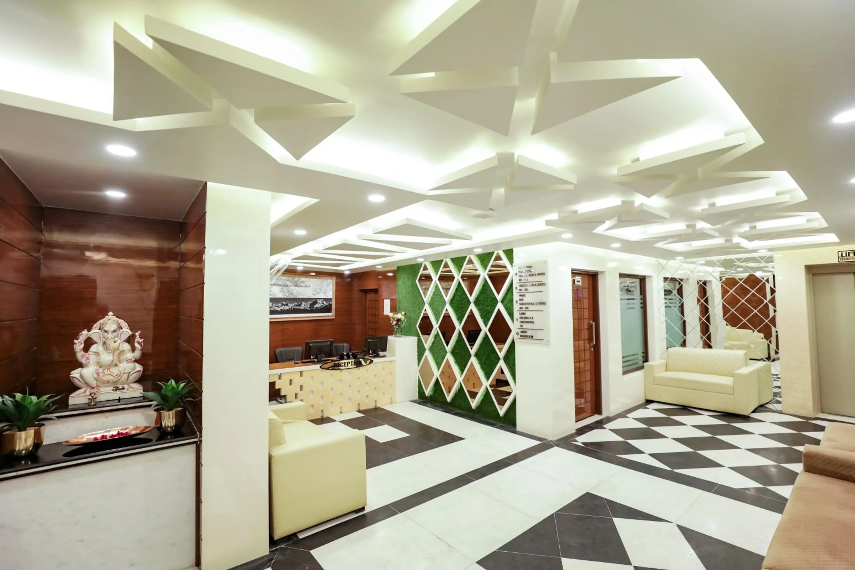 Lobby or reception in Regenta Resort Madhuganga Ukhimath