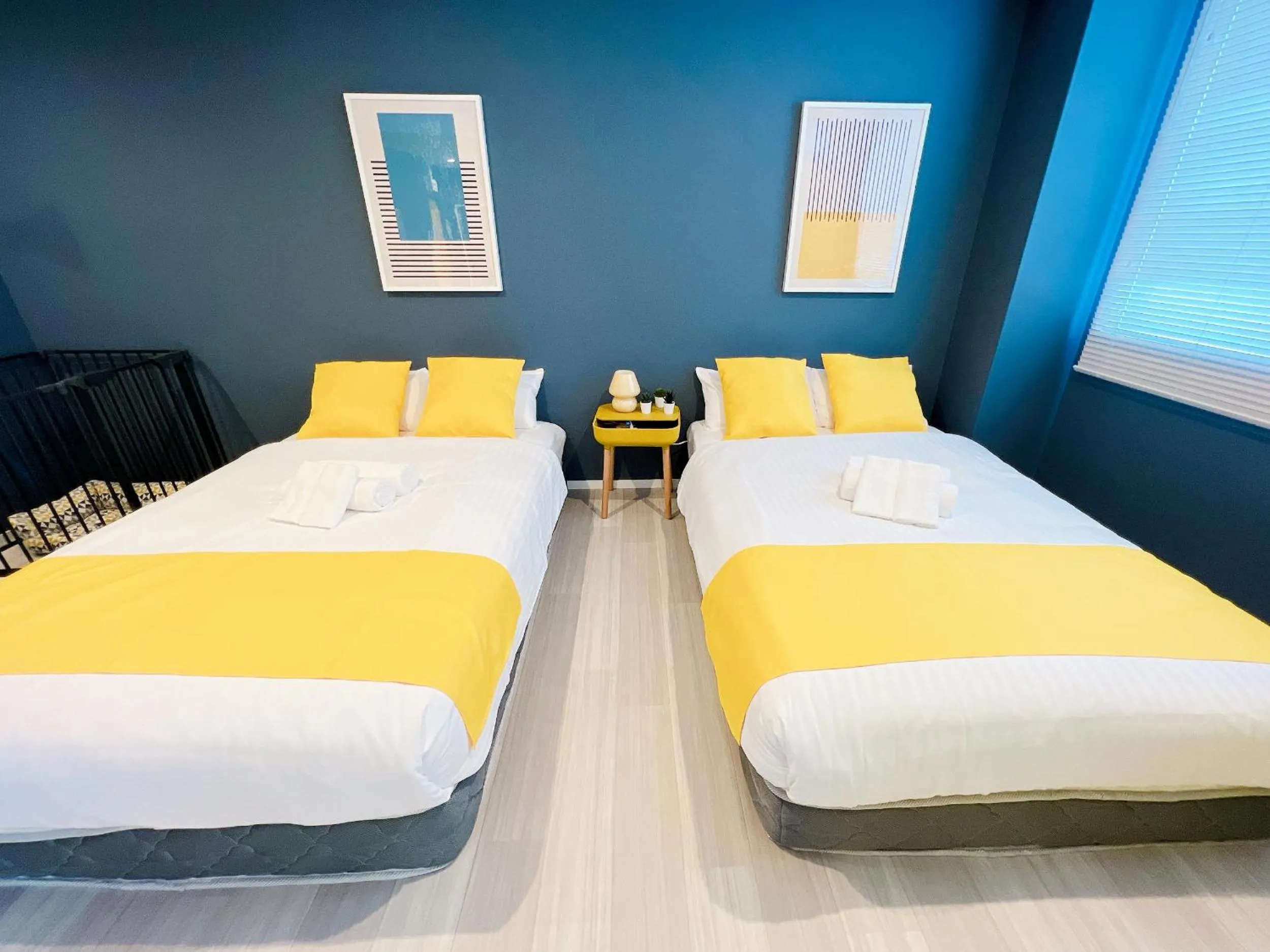 Bed in OUCHI HOTEL Nagarekawa with Dogs