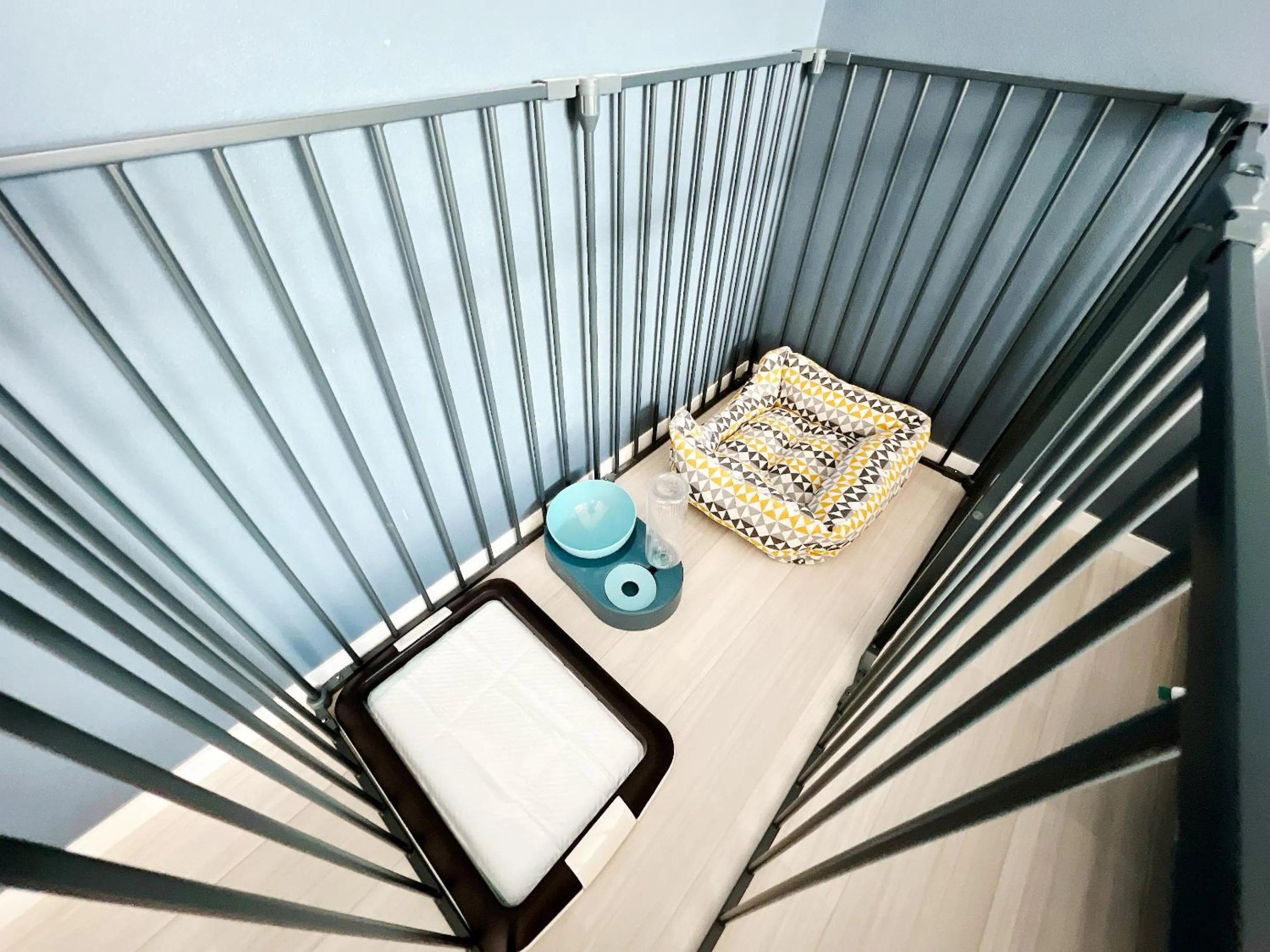 Bed in OUCHI HOTEL Nagarekawa with Dogs