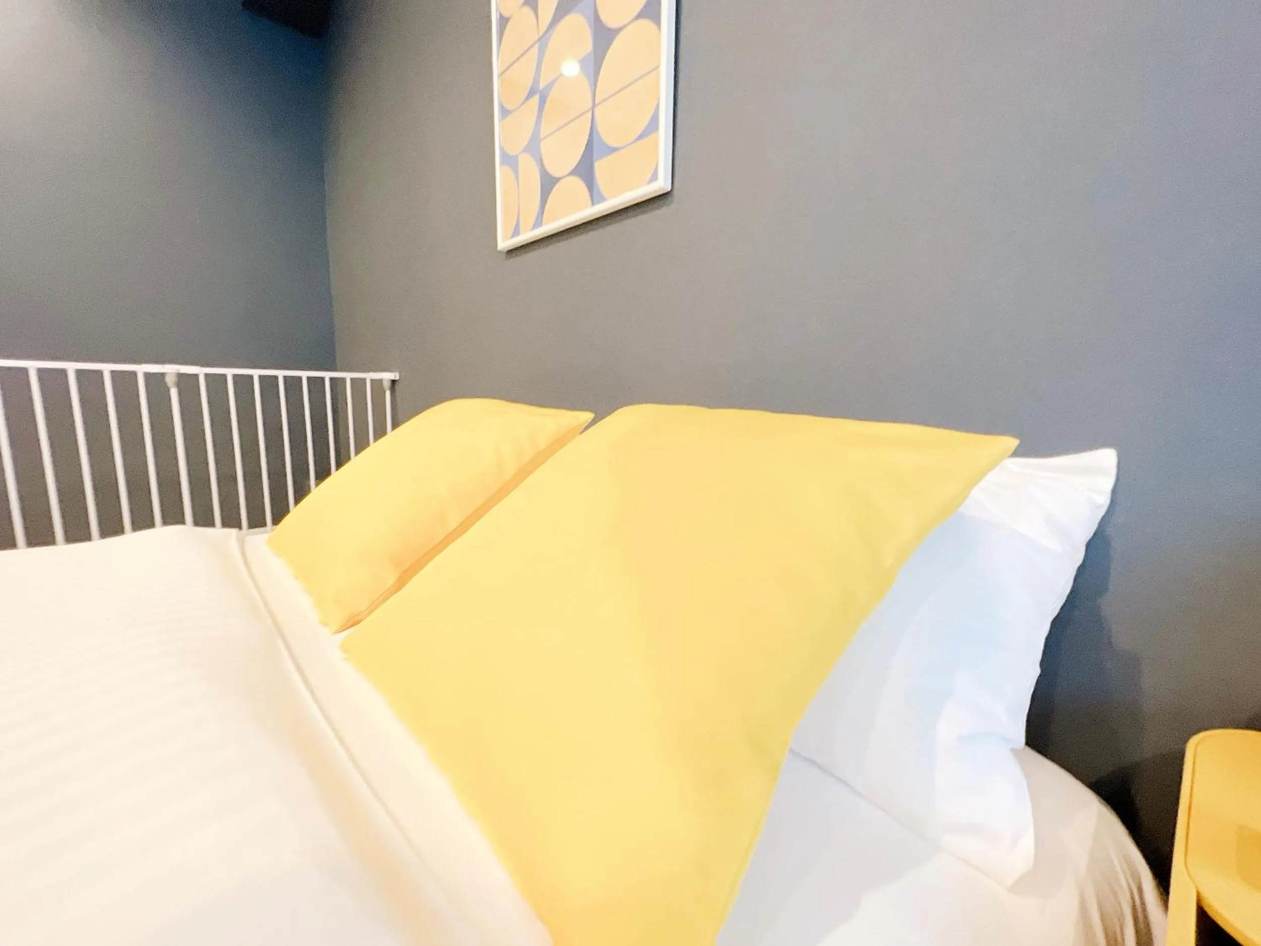 Bed in OUCHI HOTEL Nagarekawa with Dogs