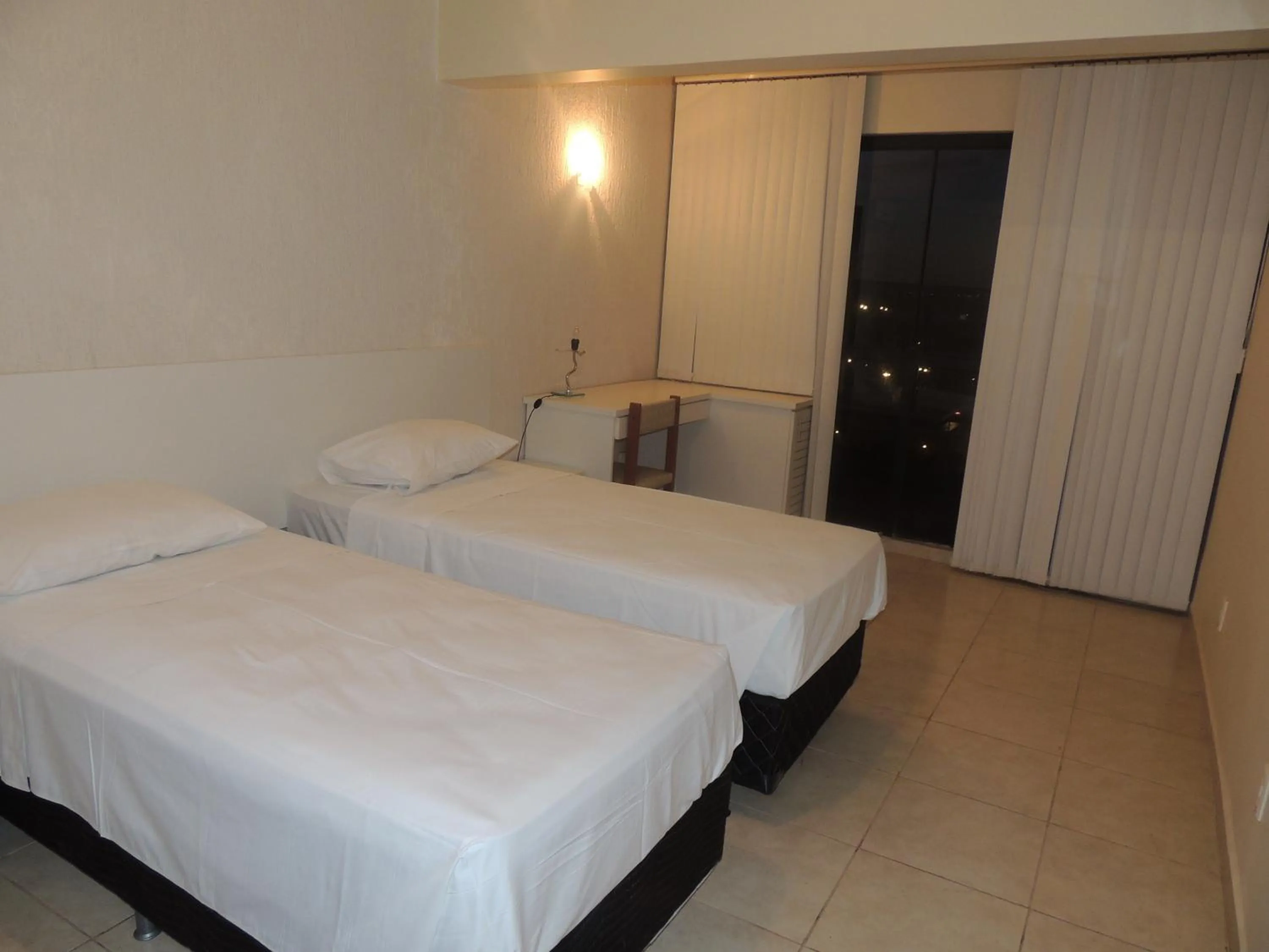 Photo of the whole room, Bed in Brasilia Apart Hotéis