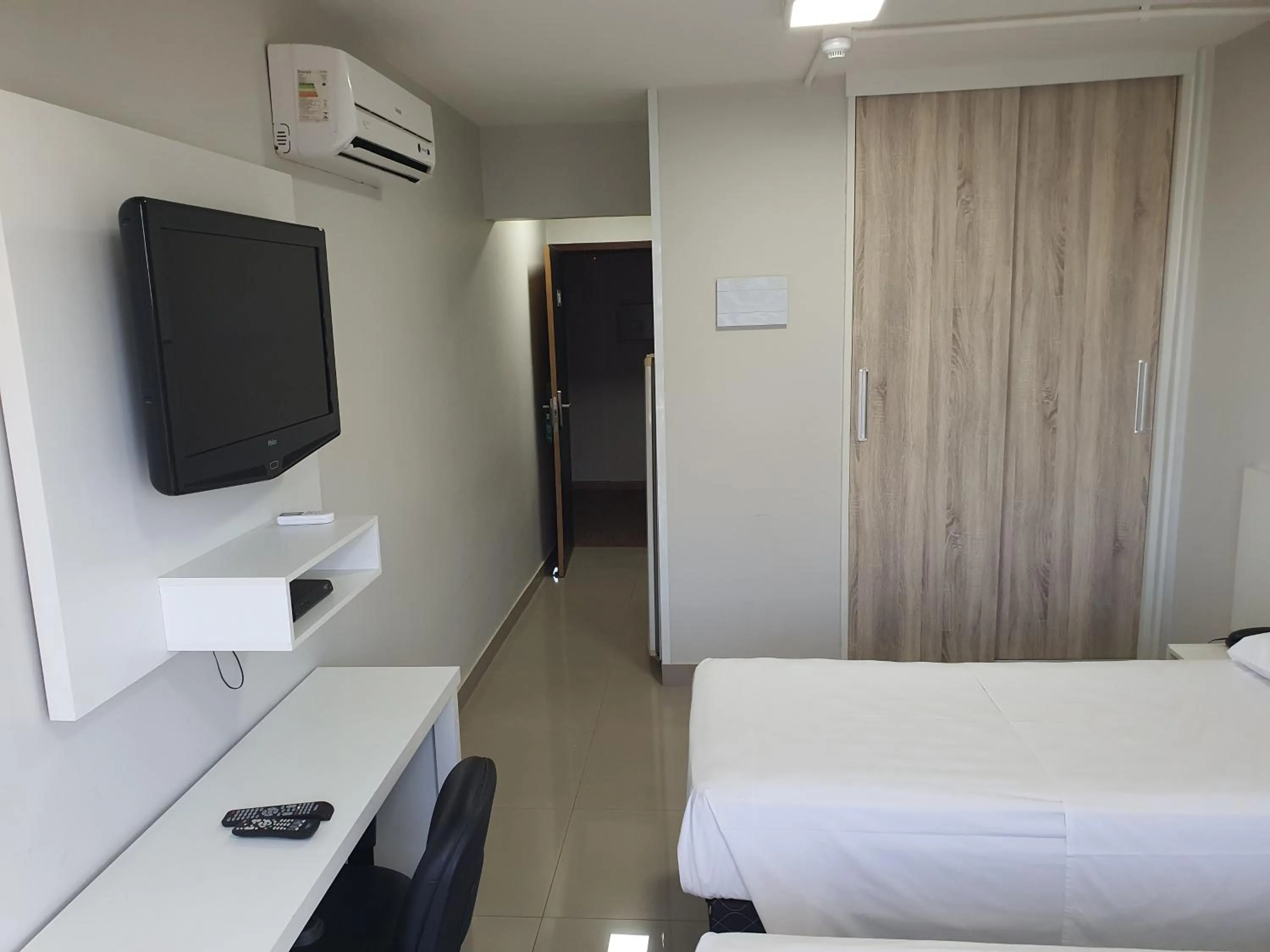 Bedroom, Bed in Brasilia Apart Hotéis