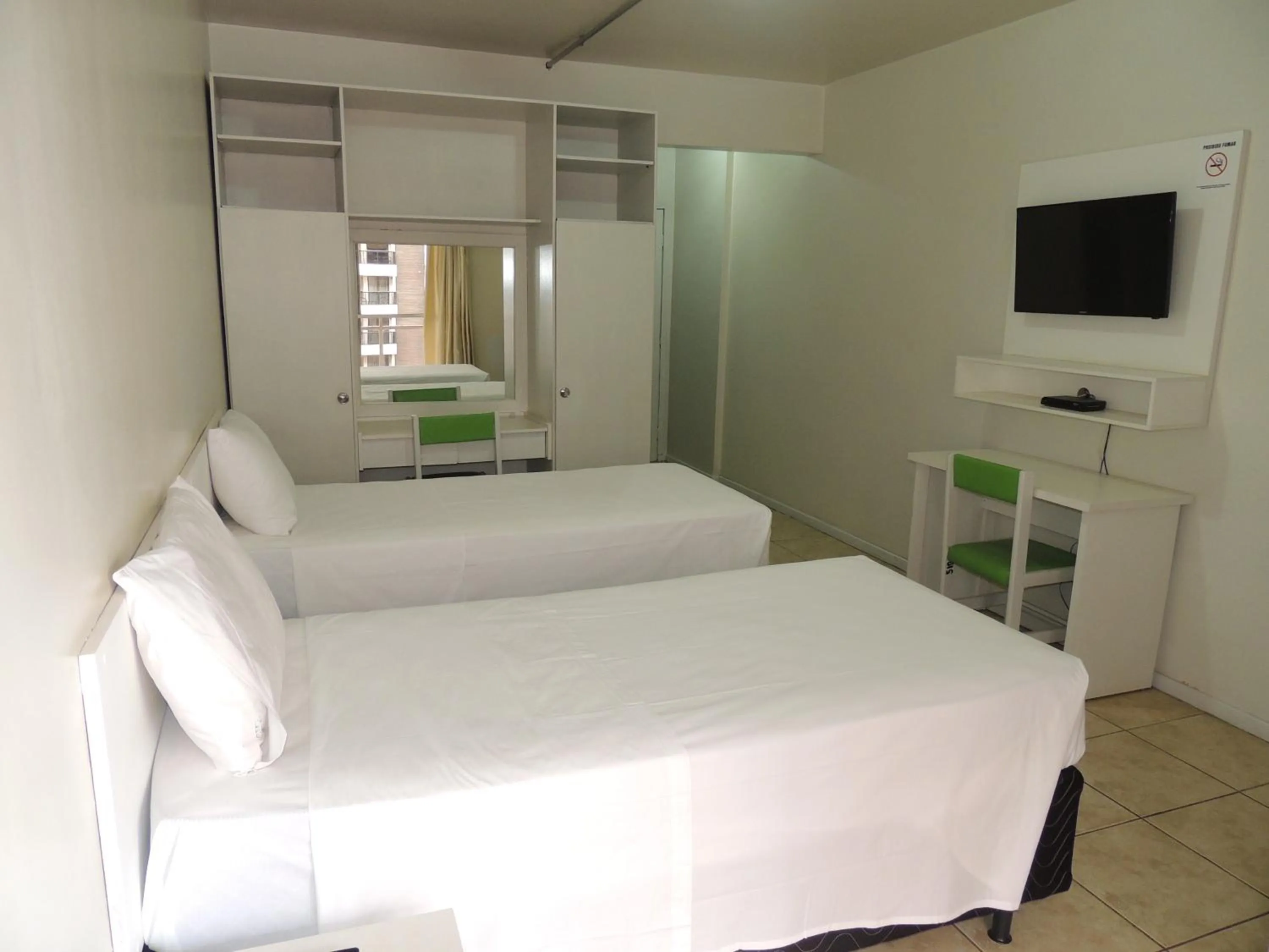 Photo of the whole room, Bed in Brasilia Apart Hotéis