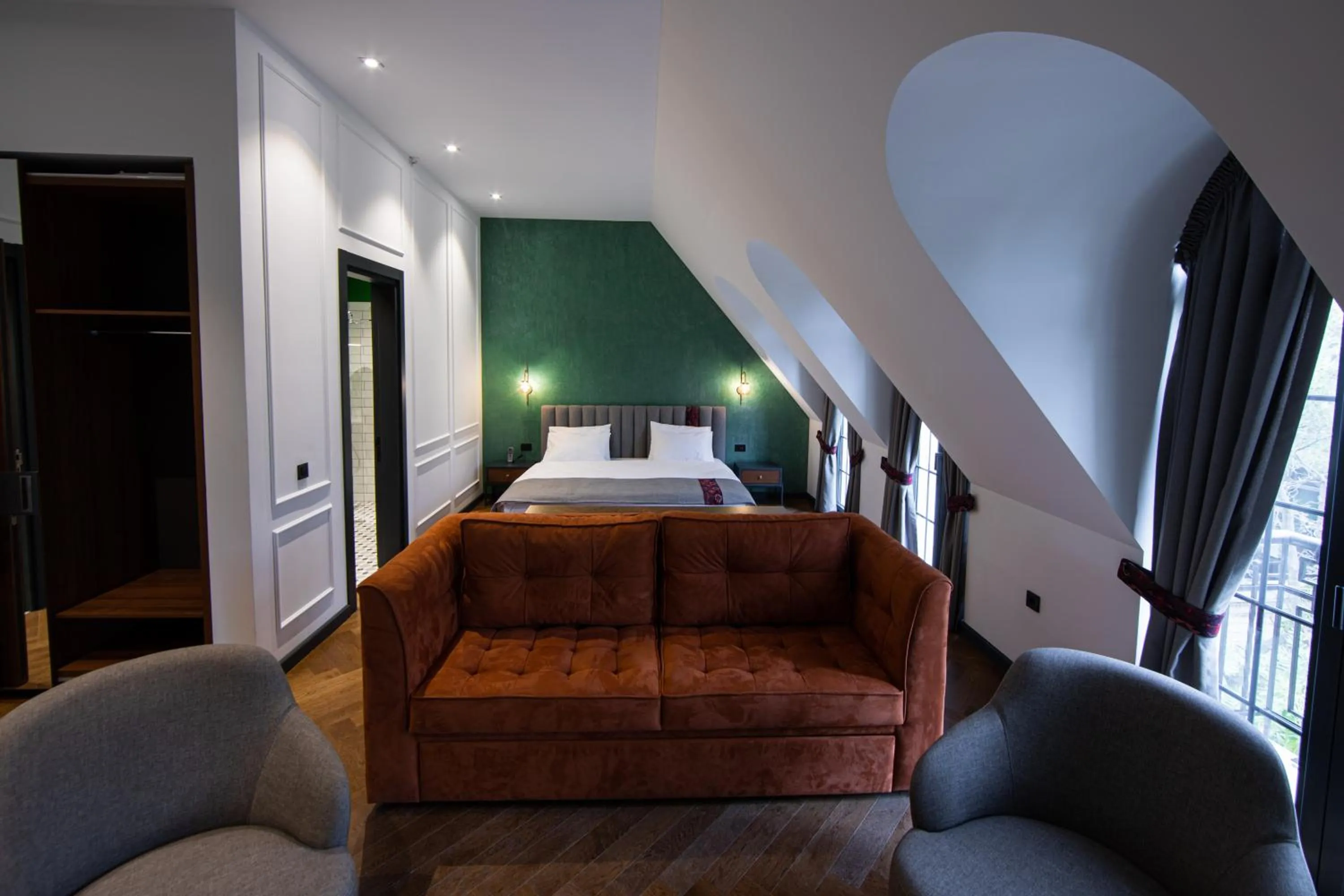 Photo of the whole room, Bed in Molokan Inn Hotel