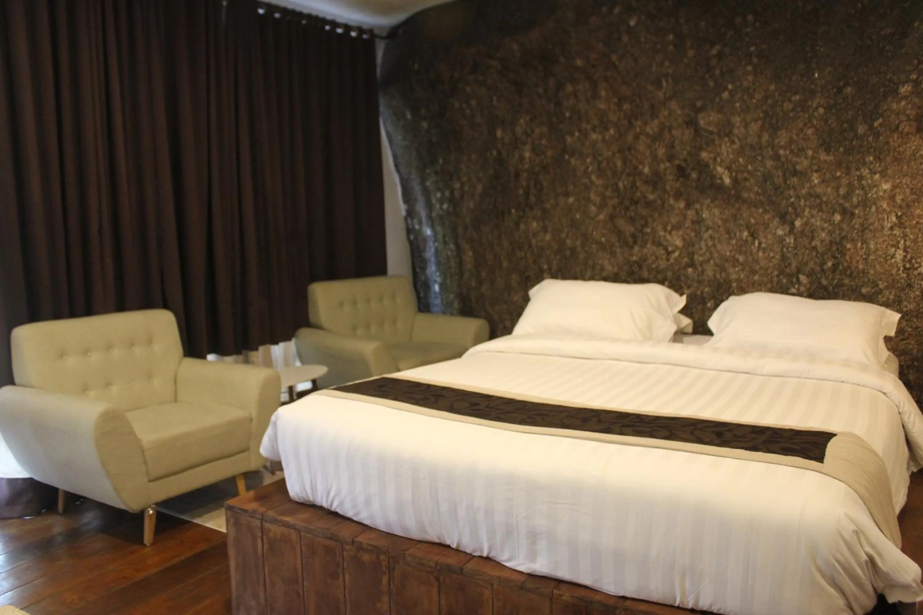 Bed in Natuna Dive Resort