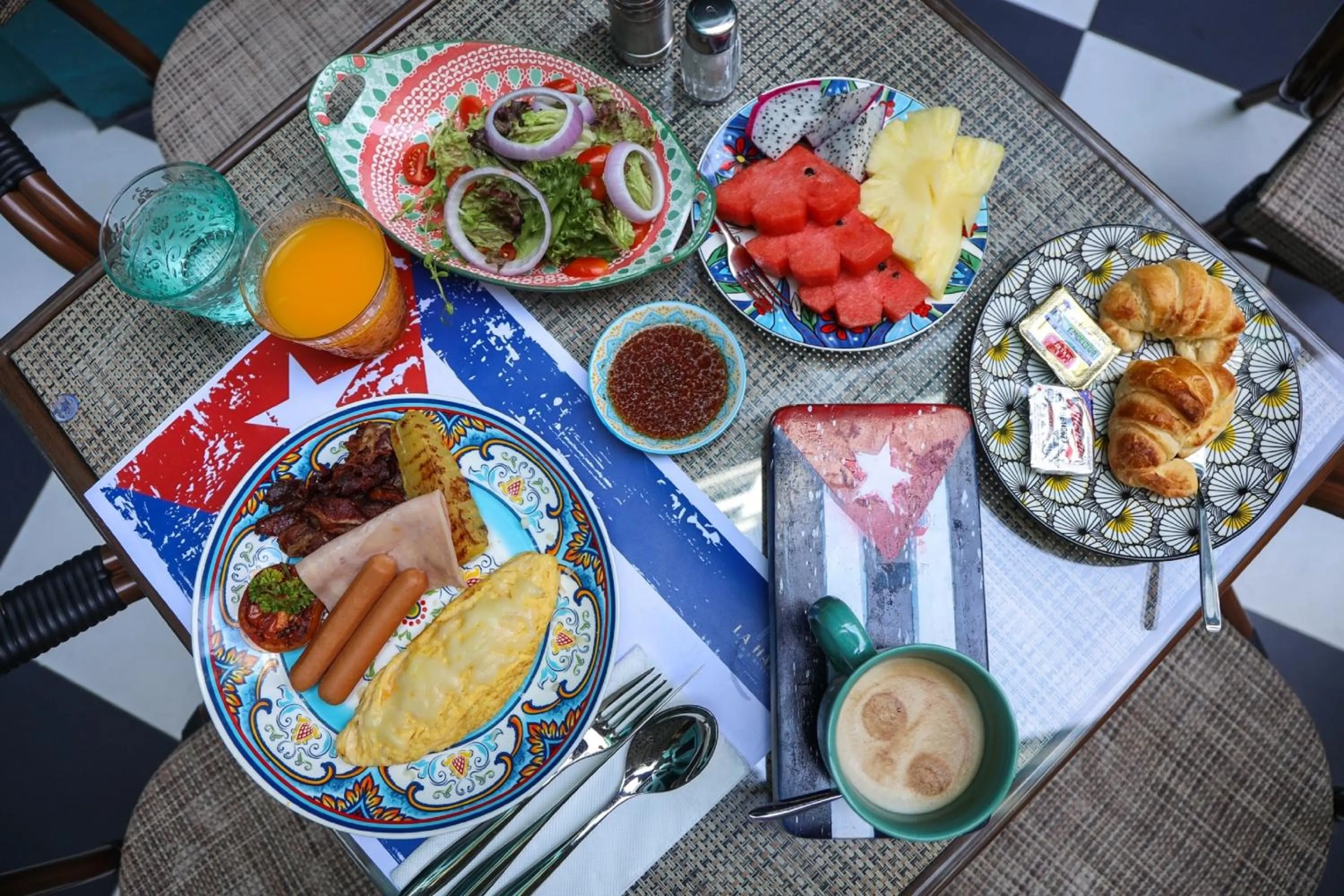 Restaurant/places to eat in The Quba Boutique Hotel Pattaya