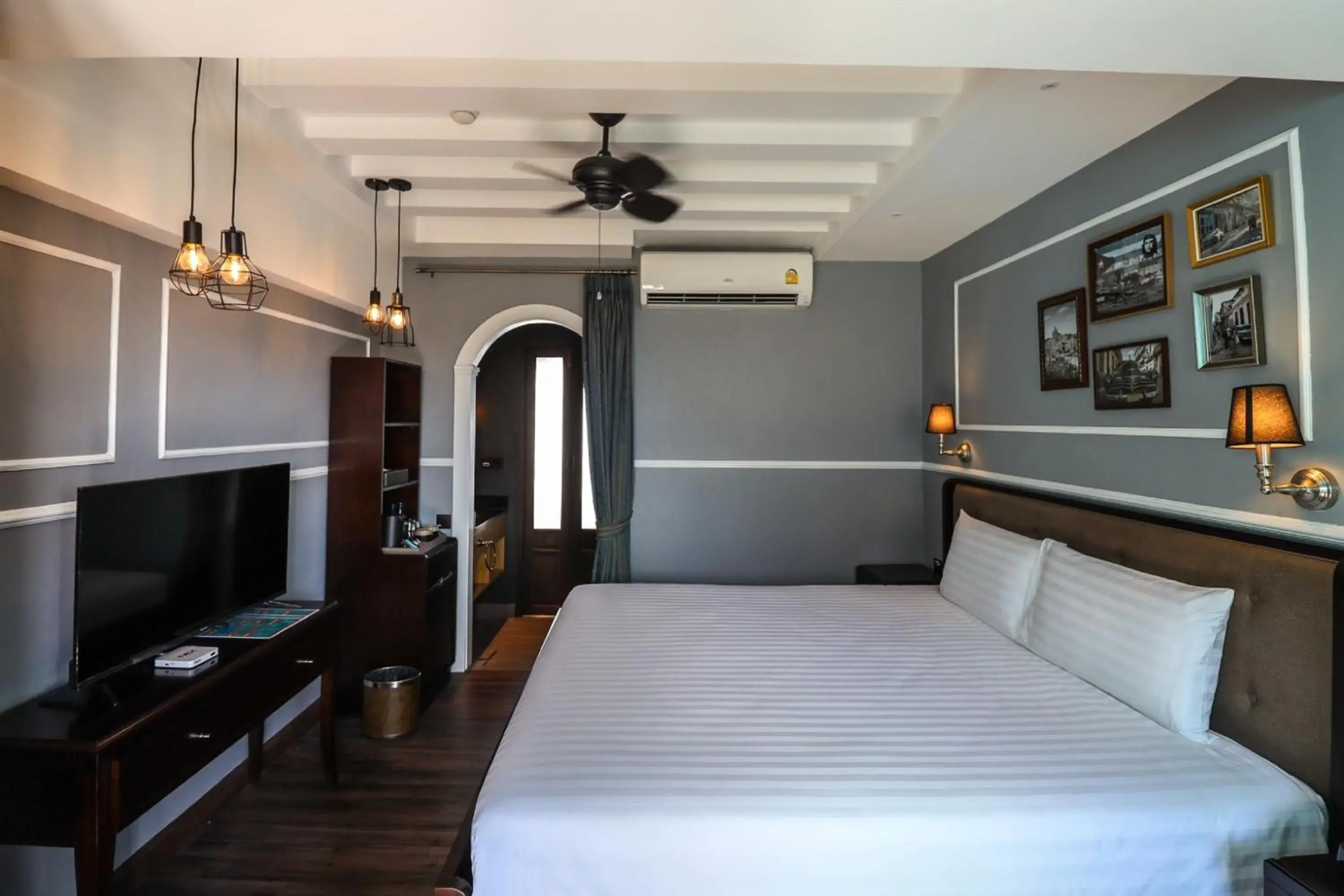 FLEXIBLE 24 HOURS STAY - Havana Premier King Room in The Quba Boutique Hotel Pattaya FLEXIBLE 24 HOURS STAY - Havana Premier King Room in The Quba Boutique Hotel Pattaya