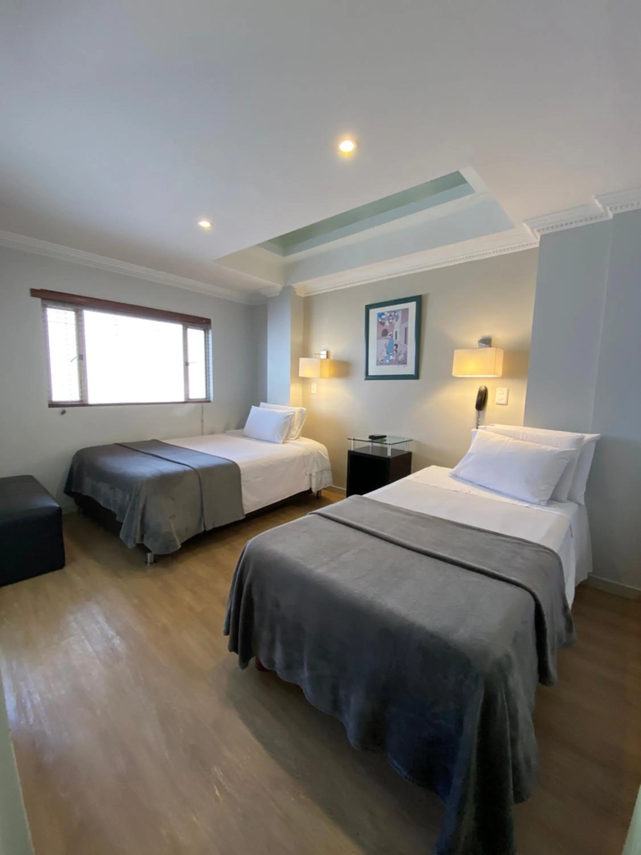 Photo of the whole room, Bed in Hotel Picasso Inn