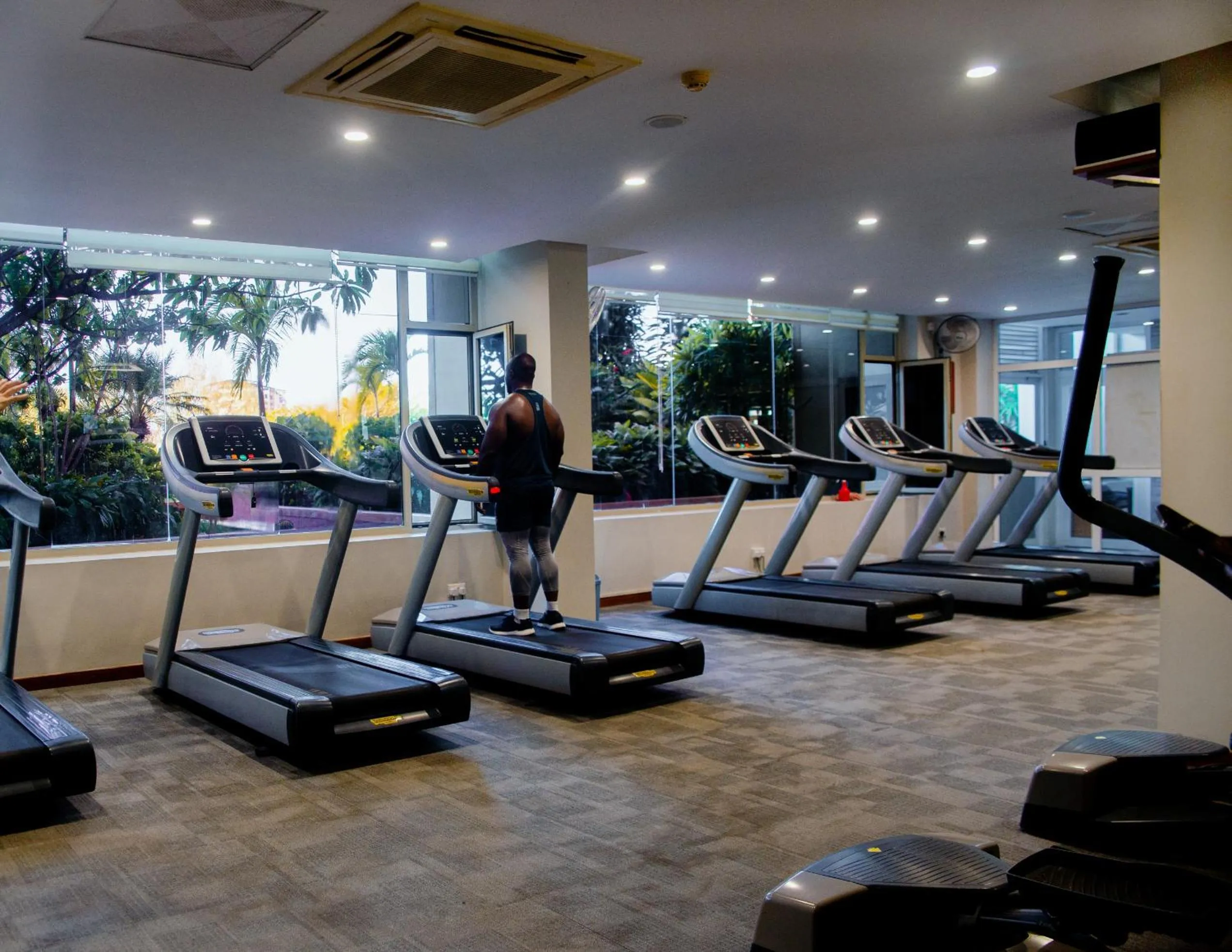 Fitness centre/facilities in Aura Suites