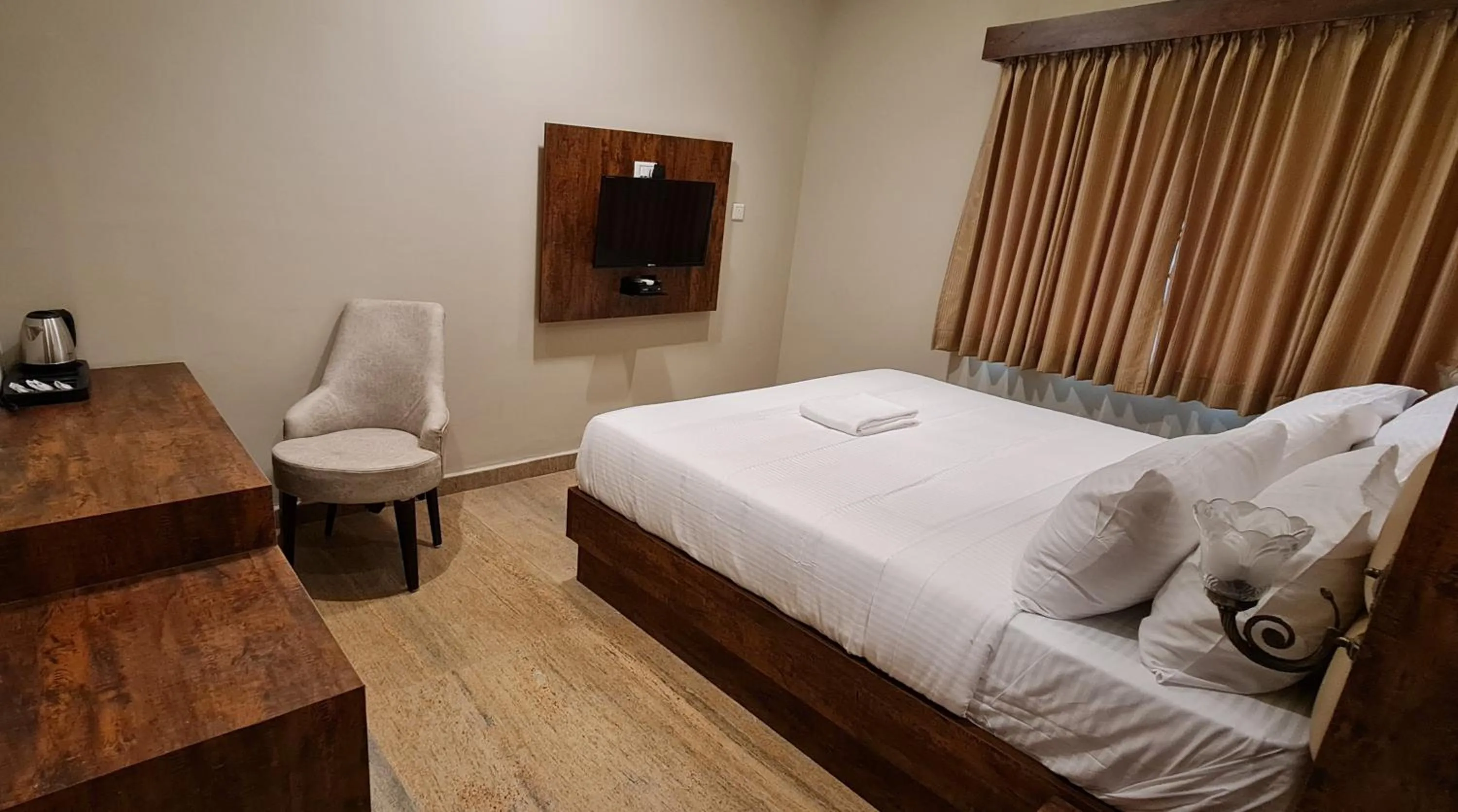 Bed in Al Noor Palace