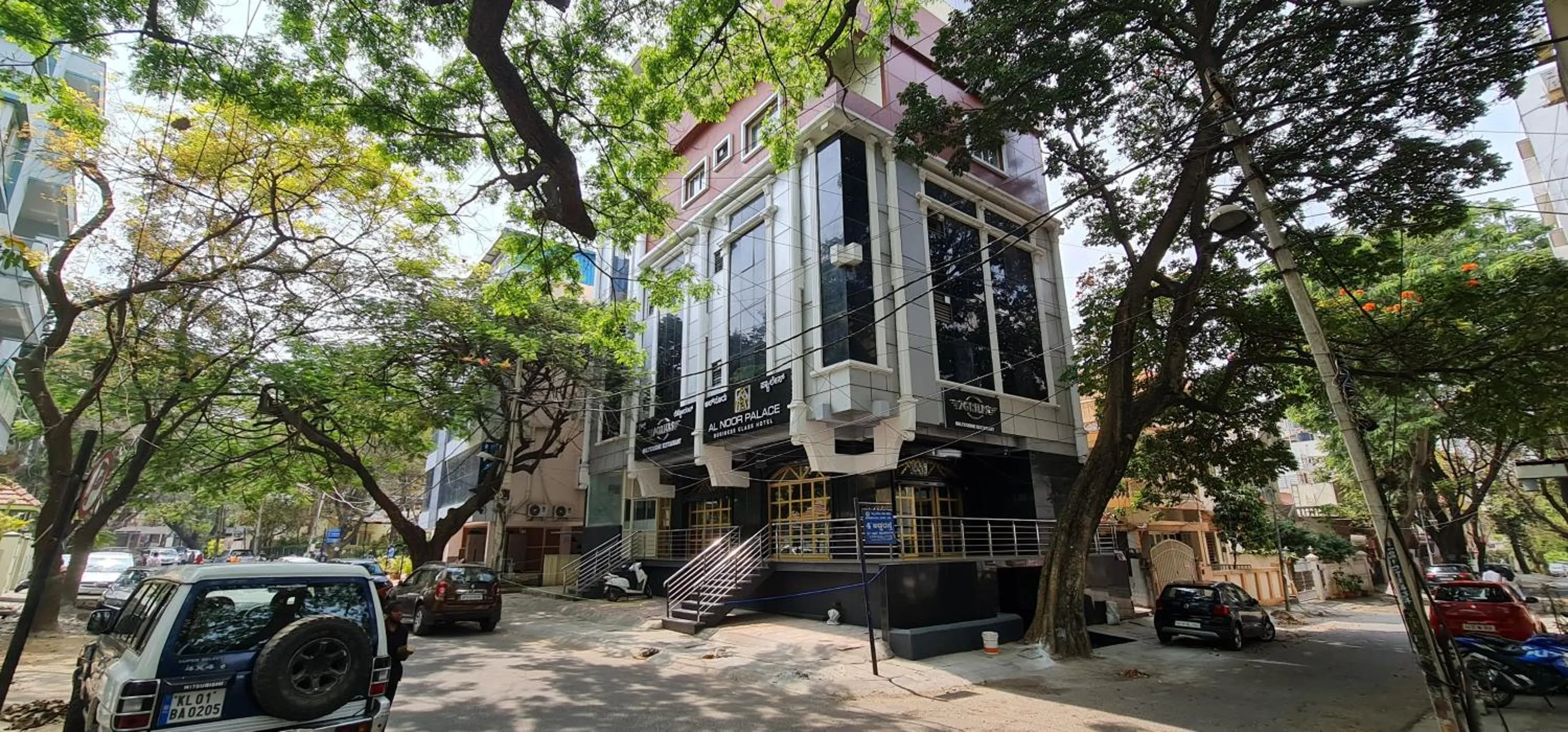 Property building in Al Noor Palace