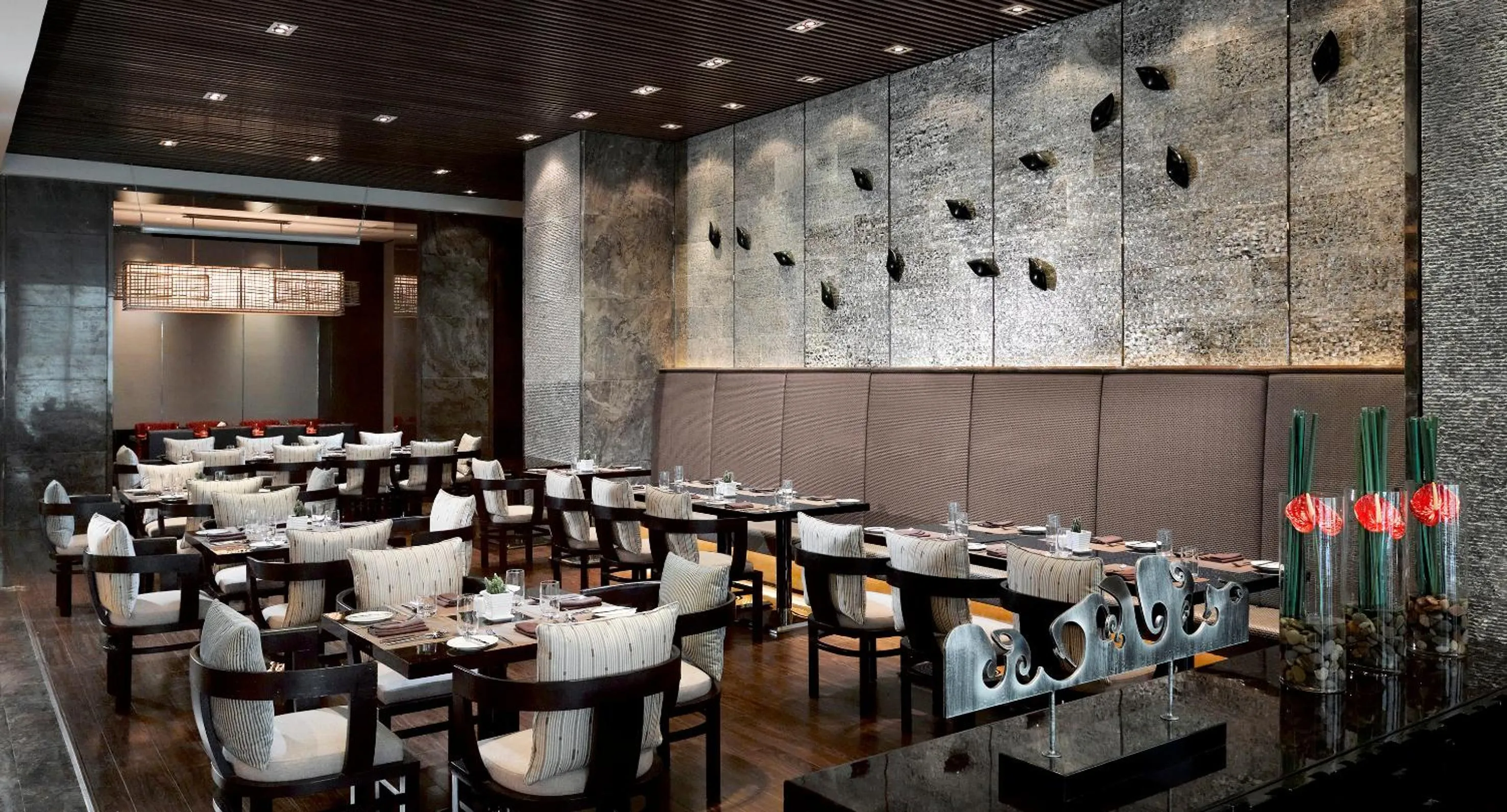 Restaurant/places to eat in Melia Jinan