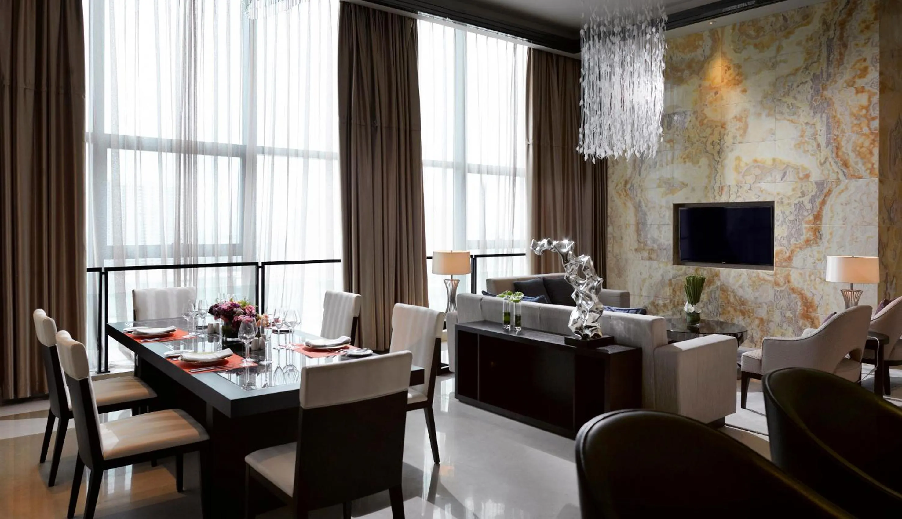Living room in Melia Jinan