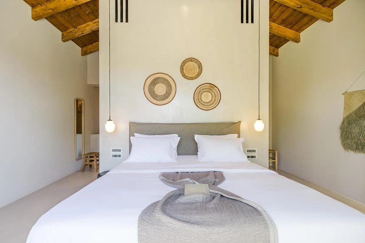Bedroom, Bed in Eliamos Villas Hotel & Spa