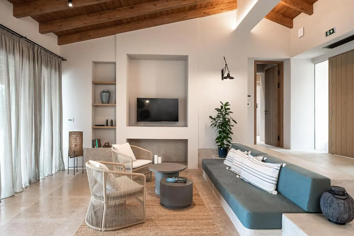 Living room in Eliamos Villas Hotel & Spa