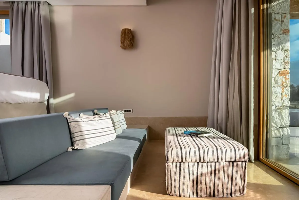 Bedroom in Eliamos Villas Hotel & Spa