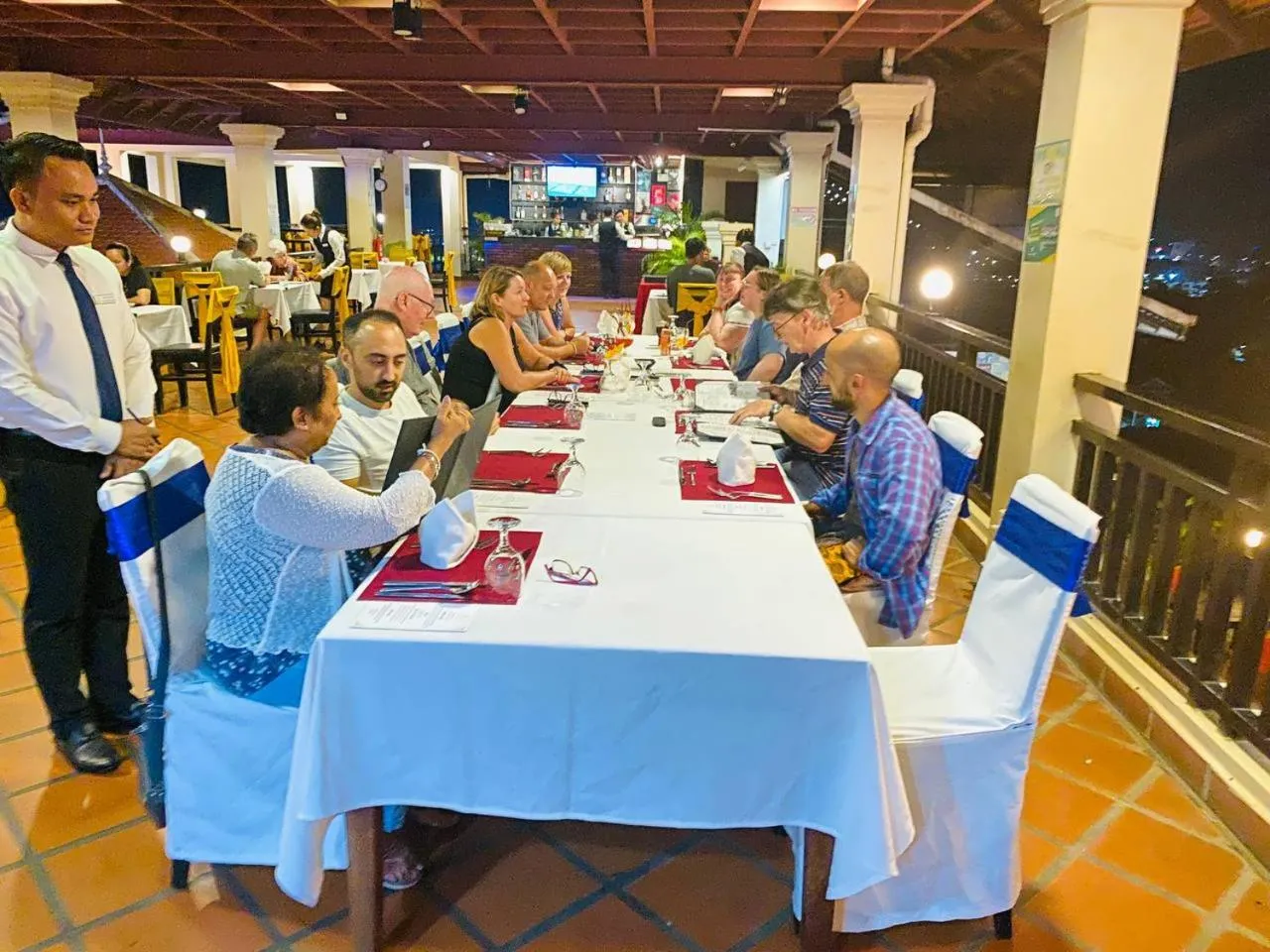 Restaurant/places to eat in Classy Hotel & Spa