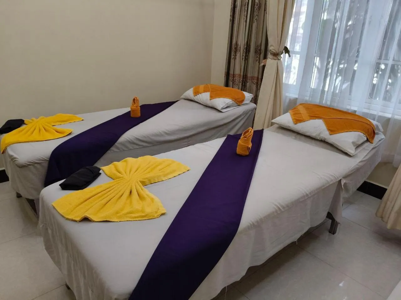 Massage, Bed in Classy Hotel & Spa