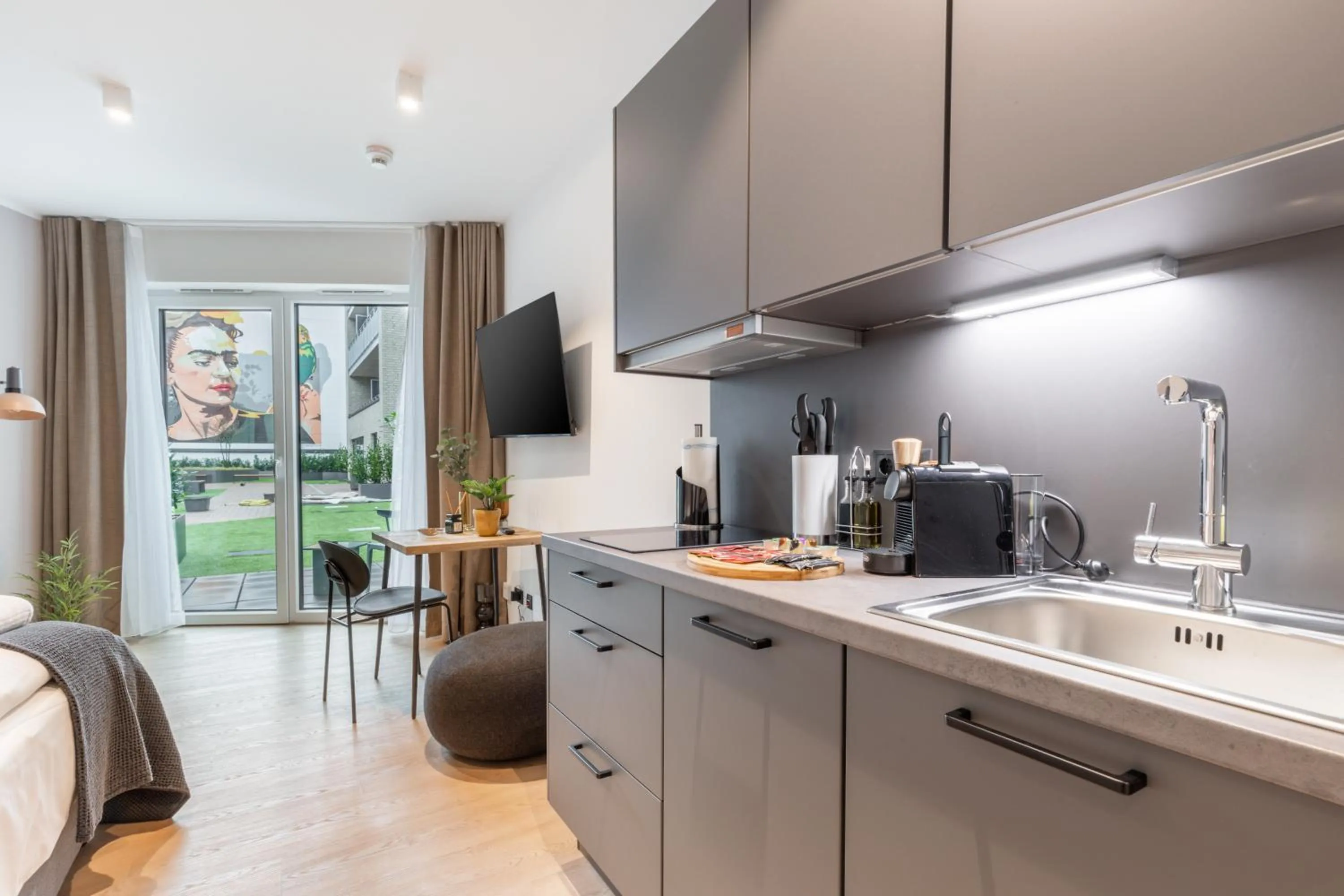 Kitchen or kitchenette in Limehome Münster Von-Steuben-Str - Digital Access