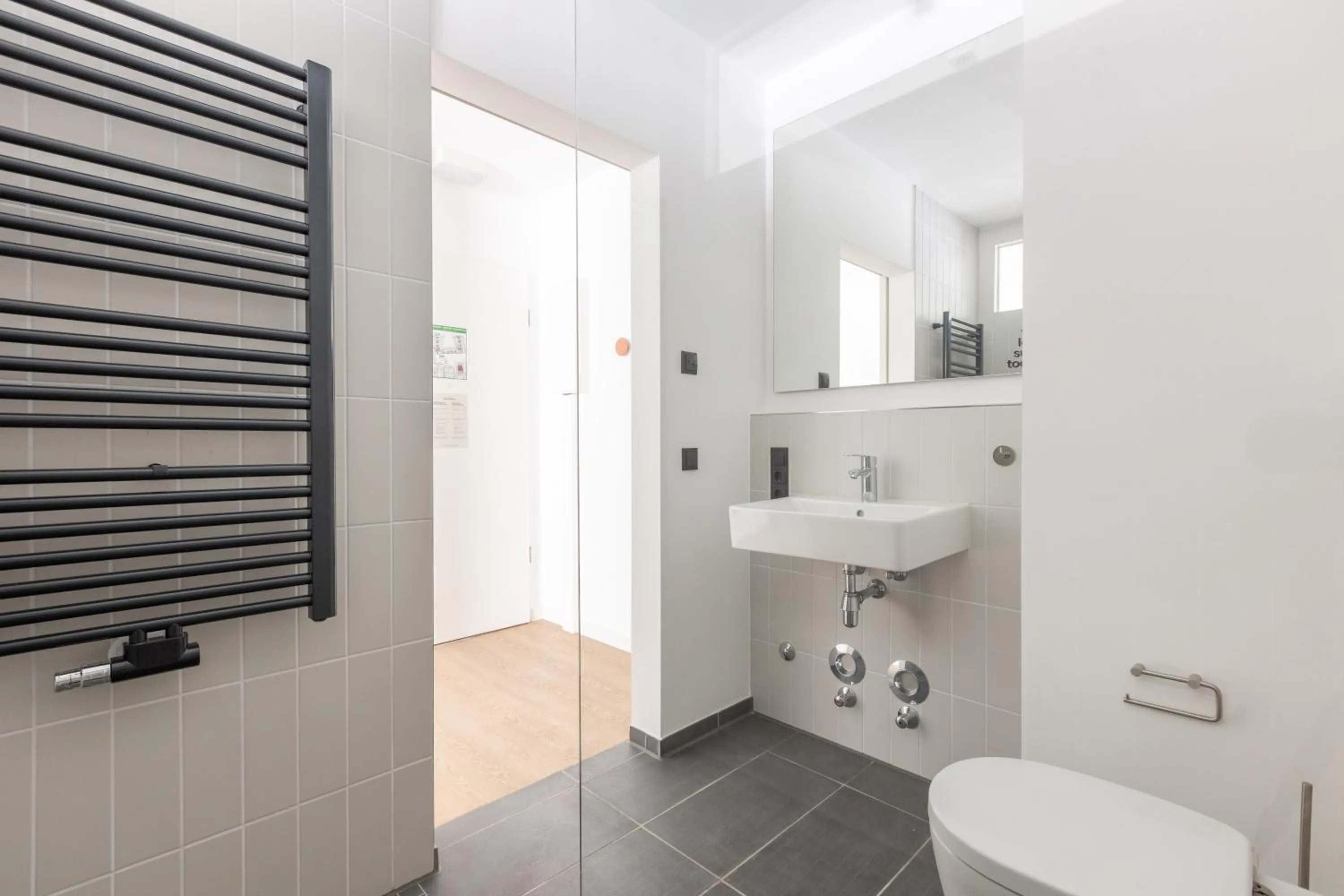 Shower in Limehome Münster Von-Steuben-Str - Digital Access