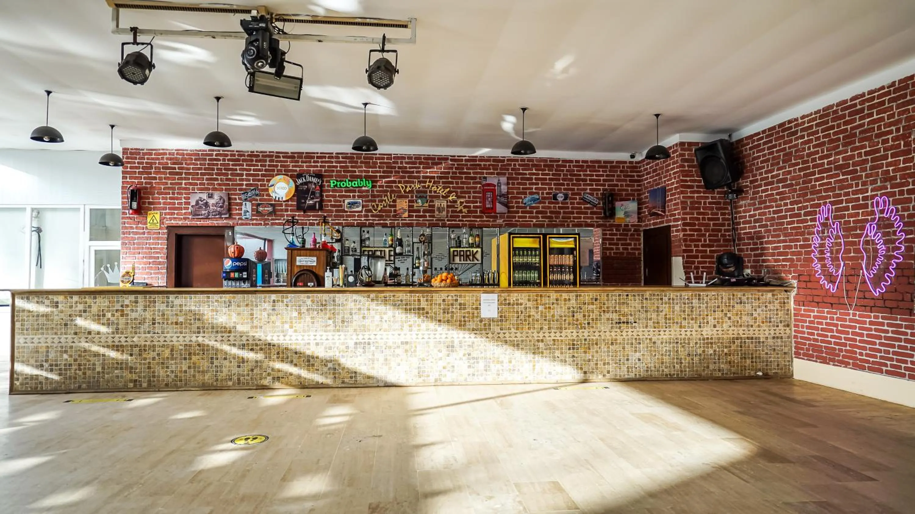 Lounge or bar in CASTLE PARK HOTEL