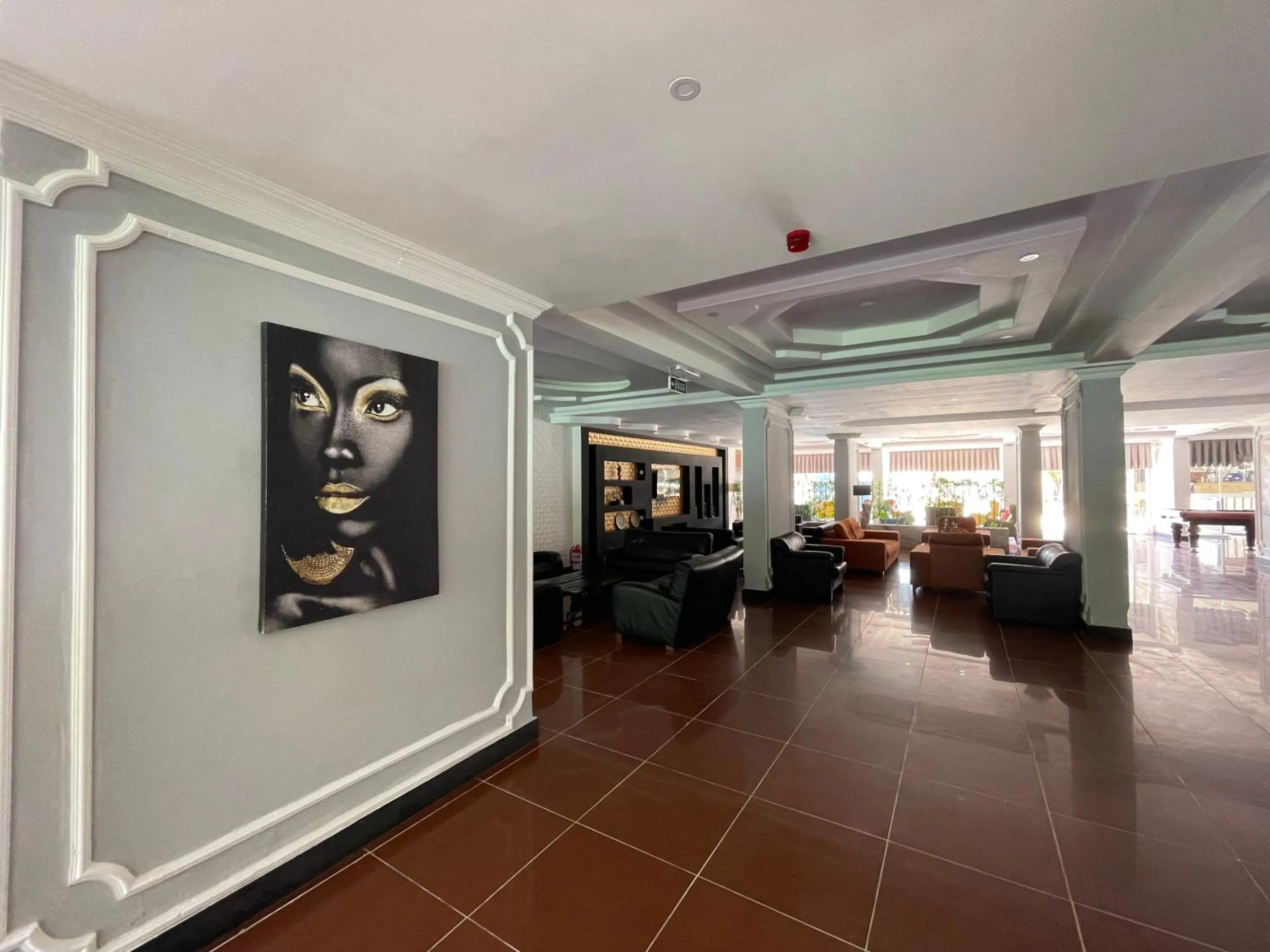 Lobby or reception in CASTLE PARK HOTEL