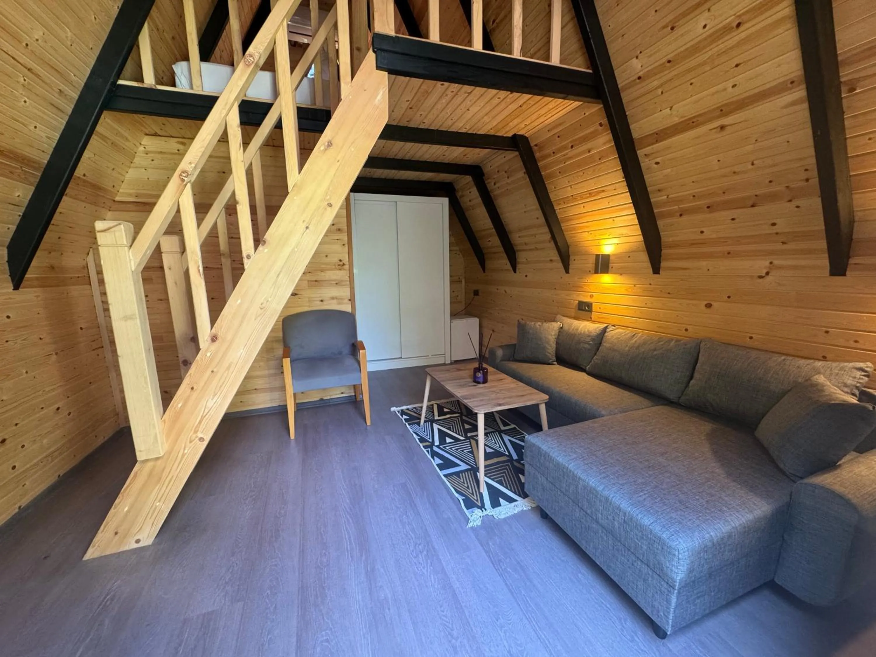 room service in CASTLE PARK HOTEL