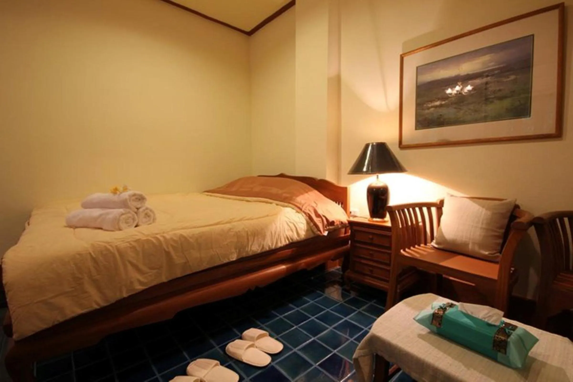 Photo of the whole room, Bed in Khum Khun Wang Resort