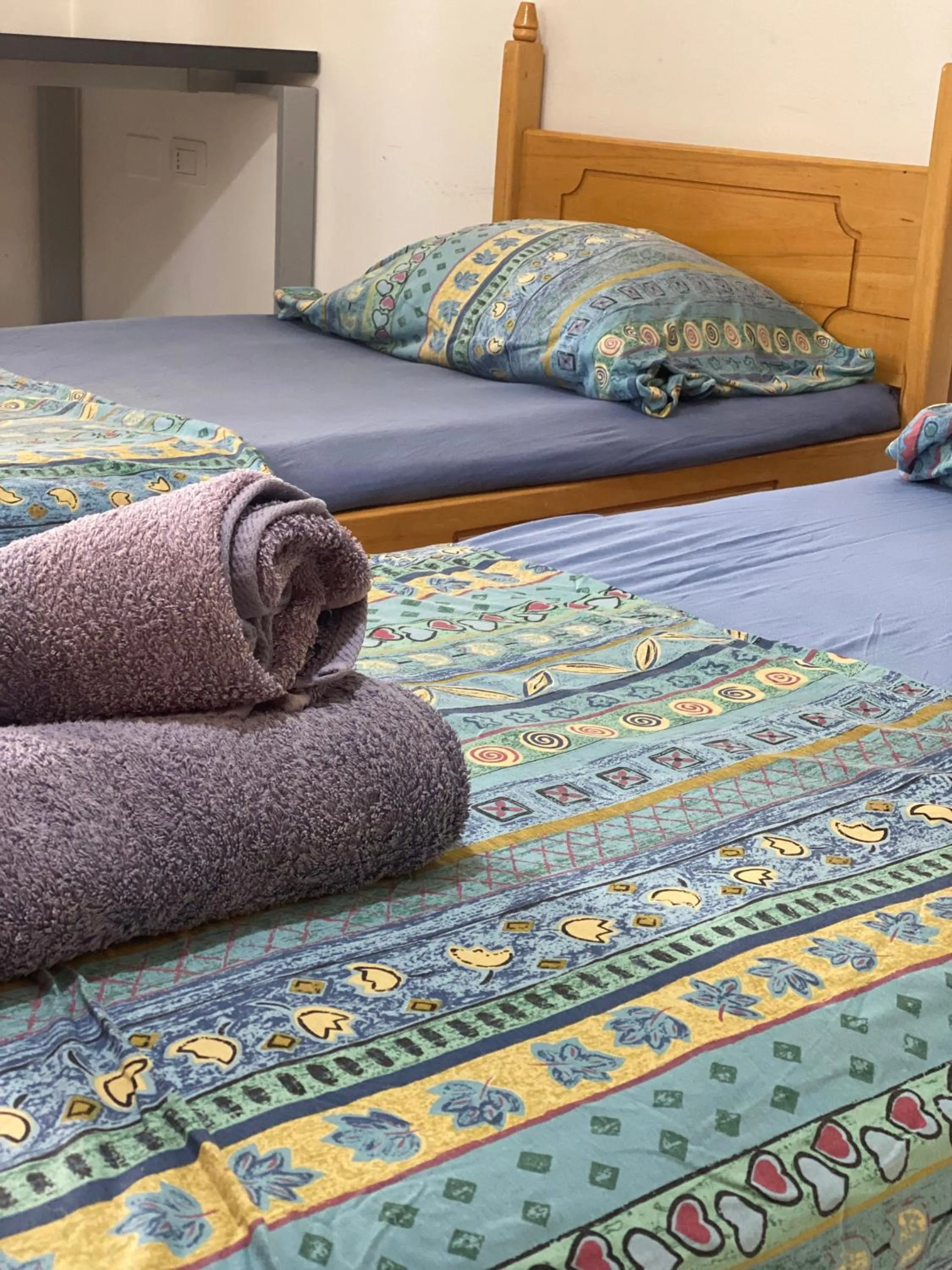 Bed in Tirana City Rooms - Vatra e Lagjes by Paymán Club