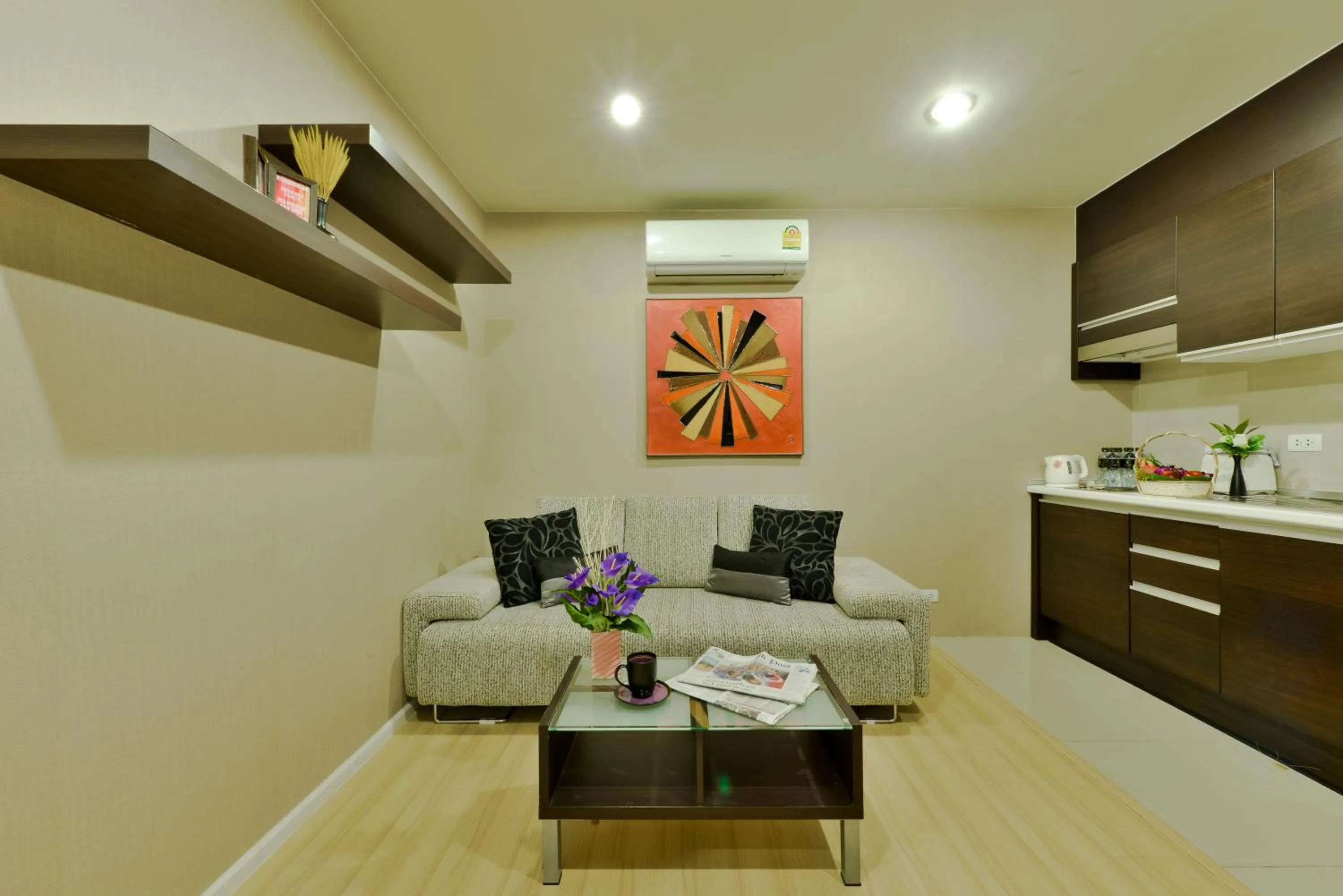 iCheck inn Skyy Sukhumvit 1