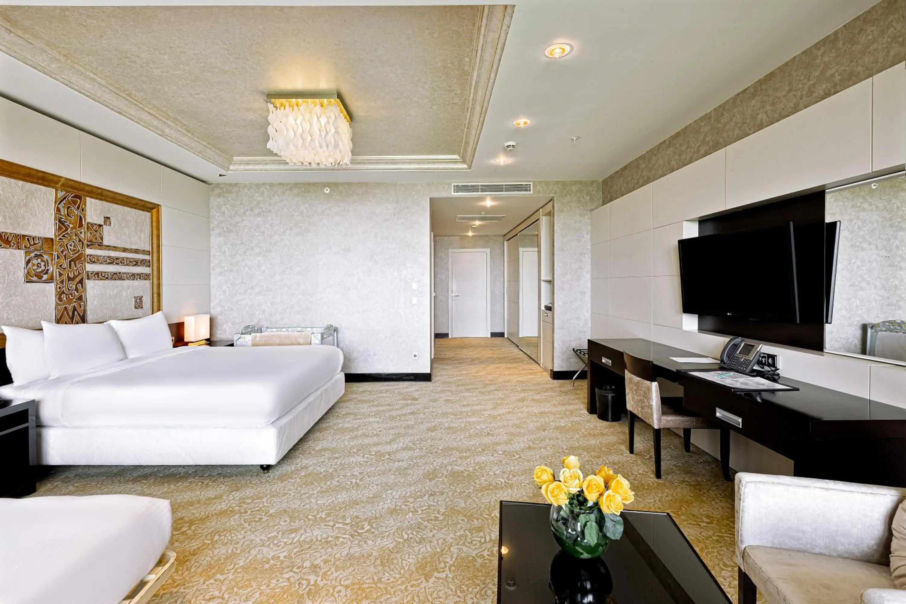 Communal lounge/ TV room in Shahdag Hotel & Spa