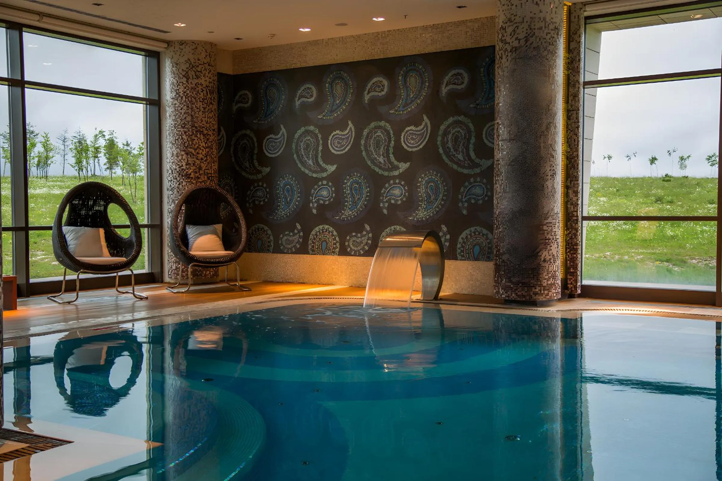 Hot Tub in Shahdag Hotel & Spa