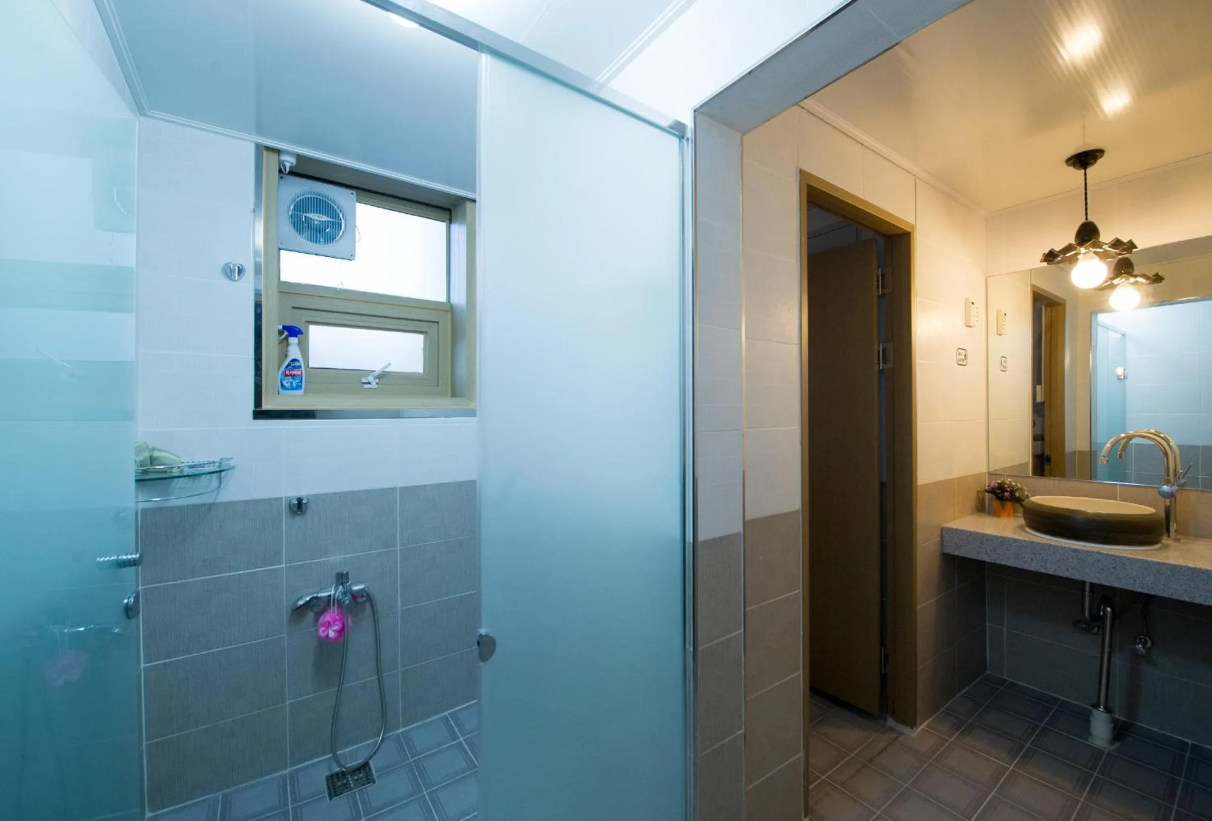 Bathroom in UWA Guesthouse