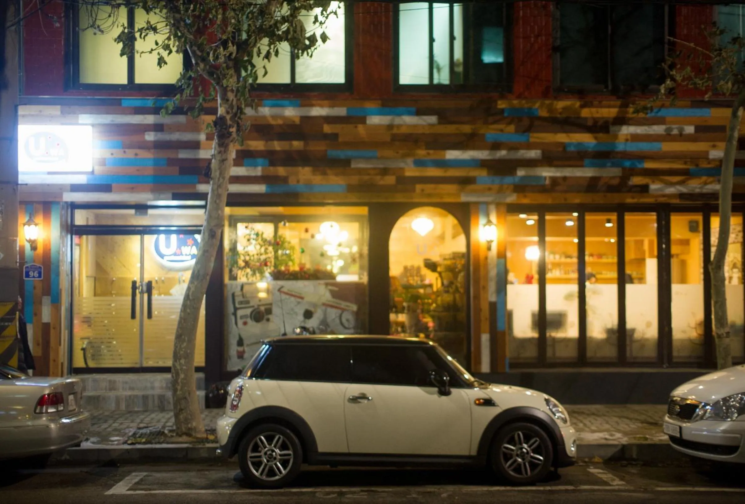 Facade/entrance in UWA Guesthouse