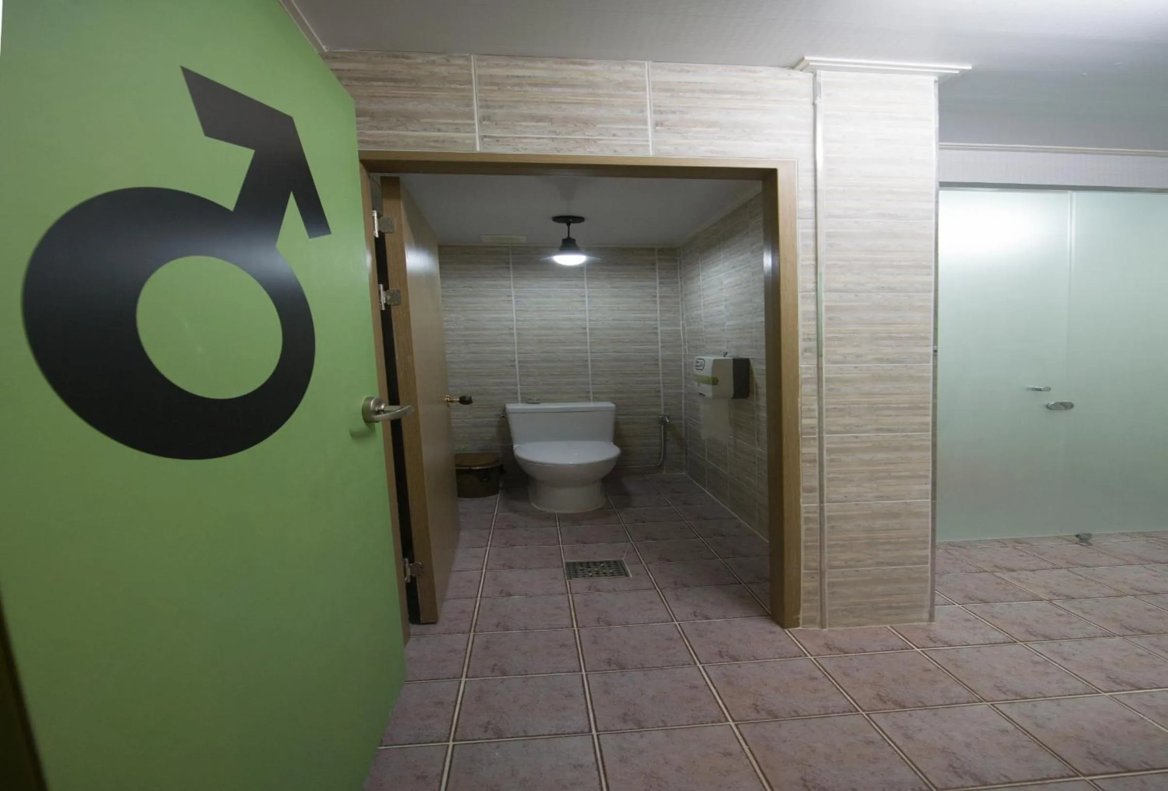 Toilet in UWA Guesthouse