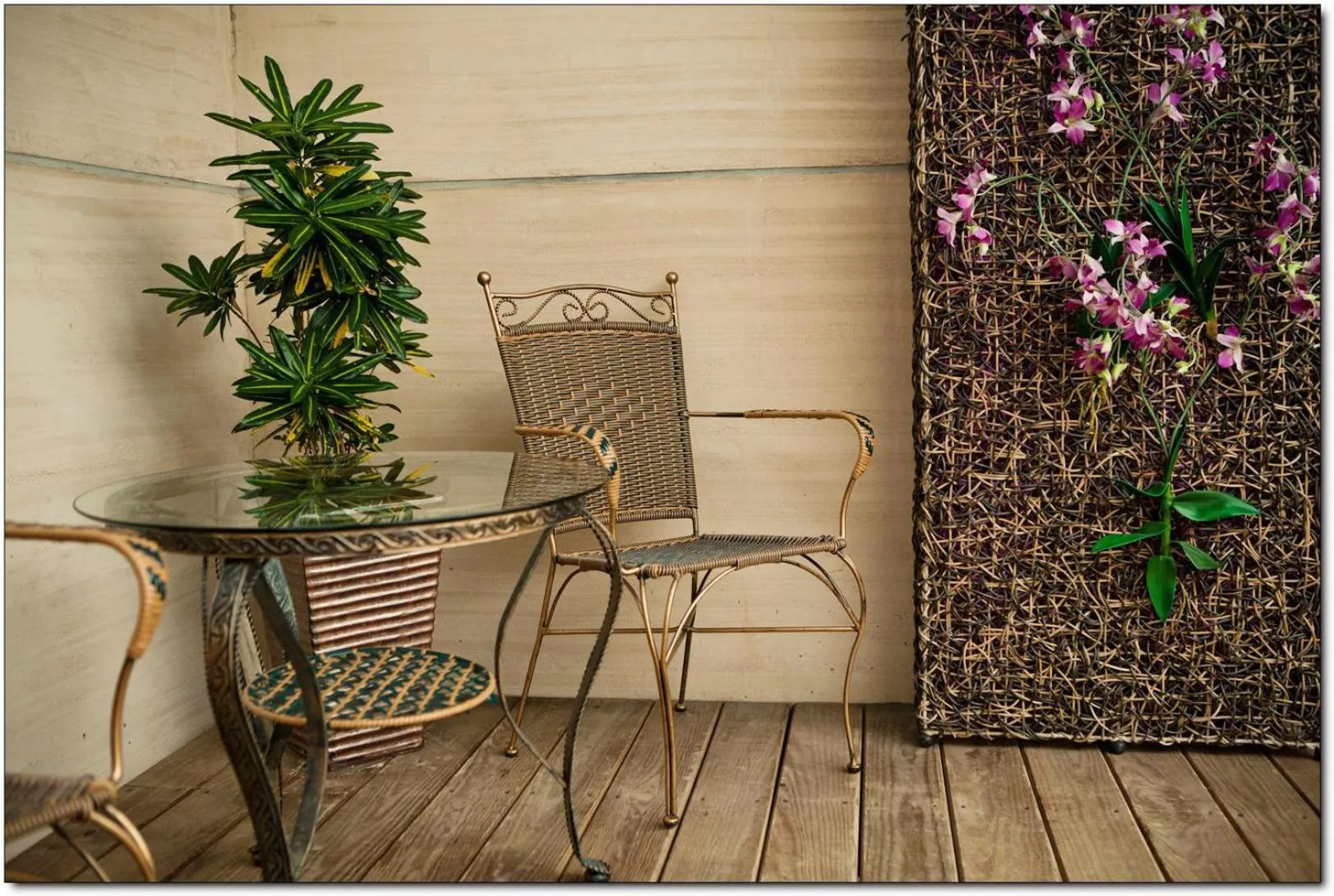 Decorative detail in Merryseasons