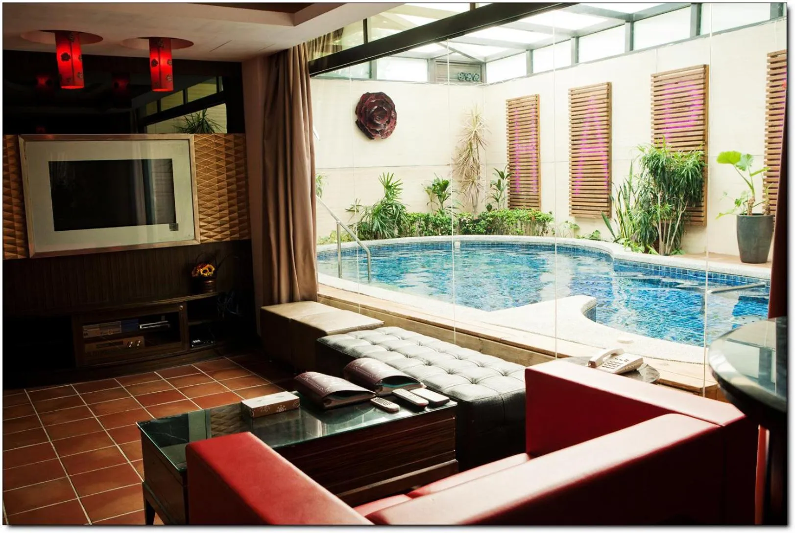 Photo of the whole room in Merryseasons