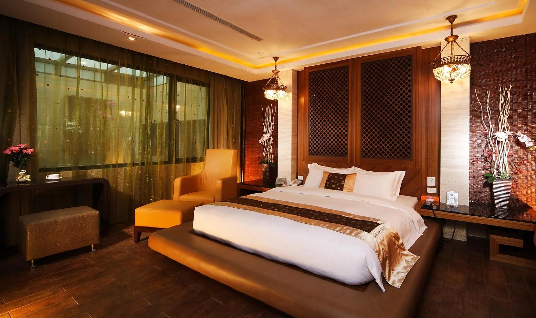 Photo of the whole room, Bed in Merryseasons