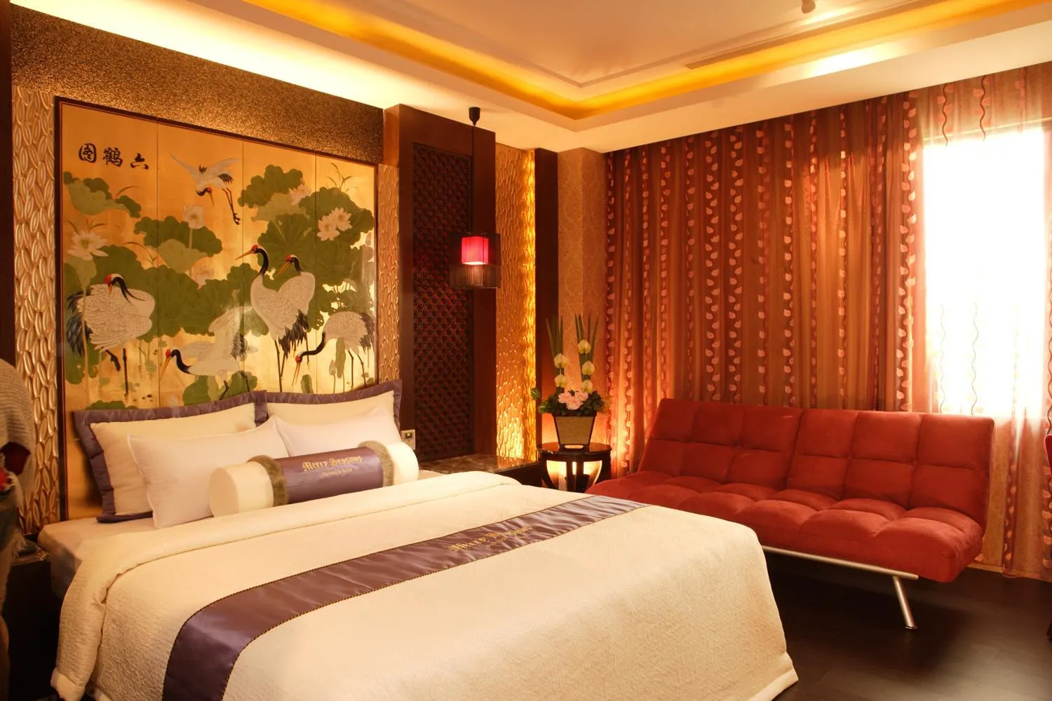 Photo of the whole room, Bed in Merryseasons