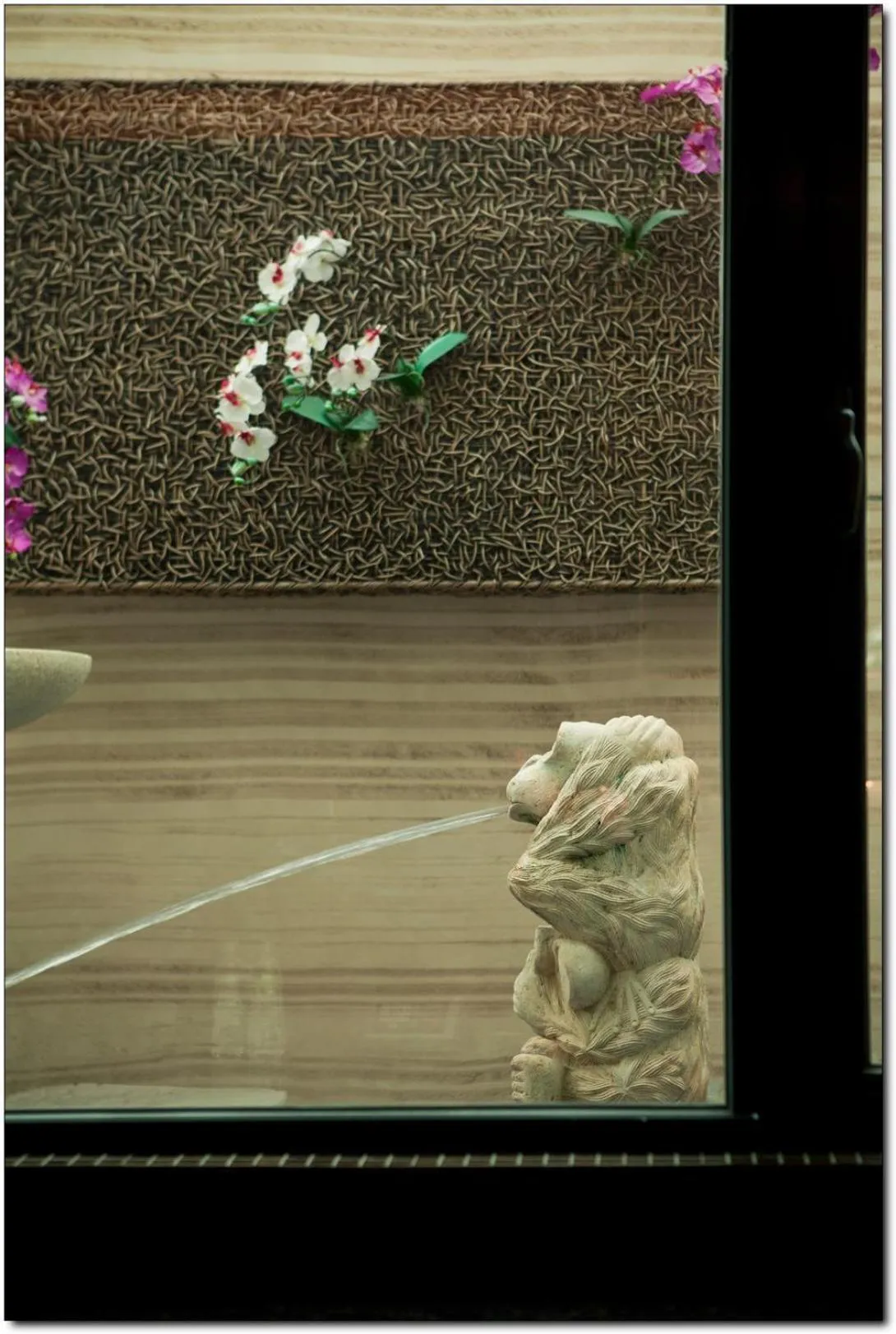 Decorative detail in Merryseasons