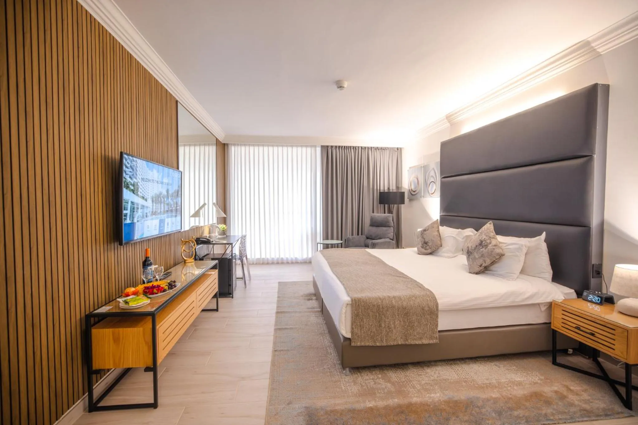 Bedroom, Bed in David Dead Sea Resort & Spa