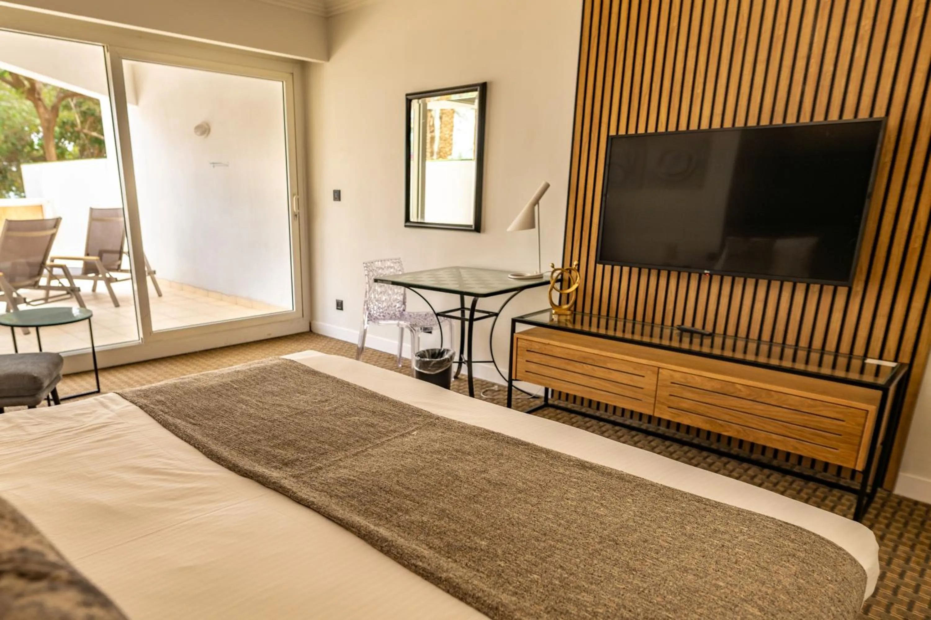 Bedroom, Bed in David Dead Sea Resort & Spa