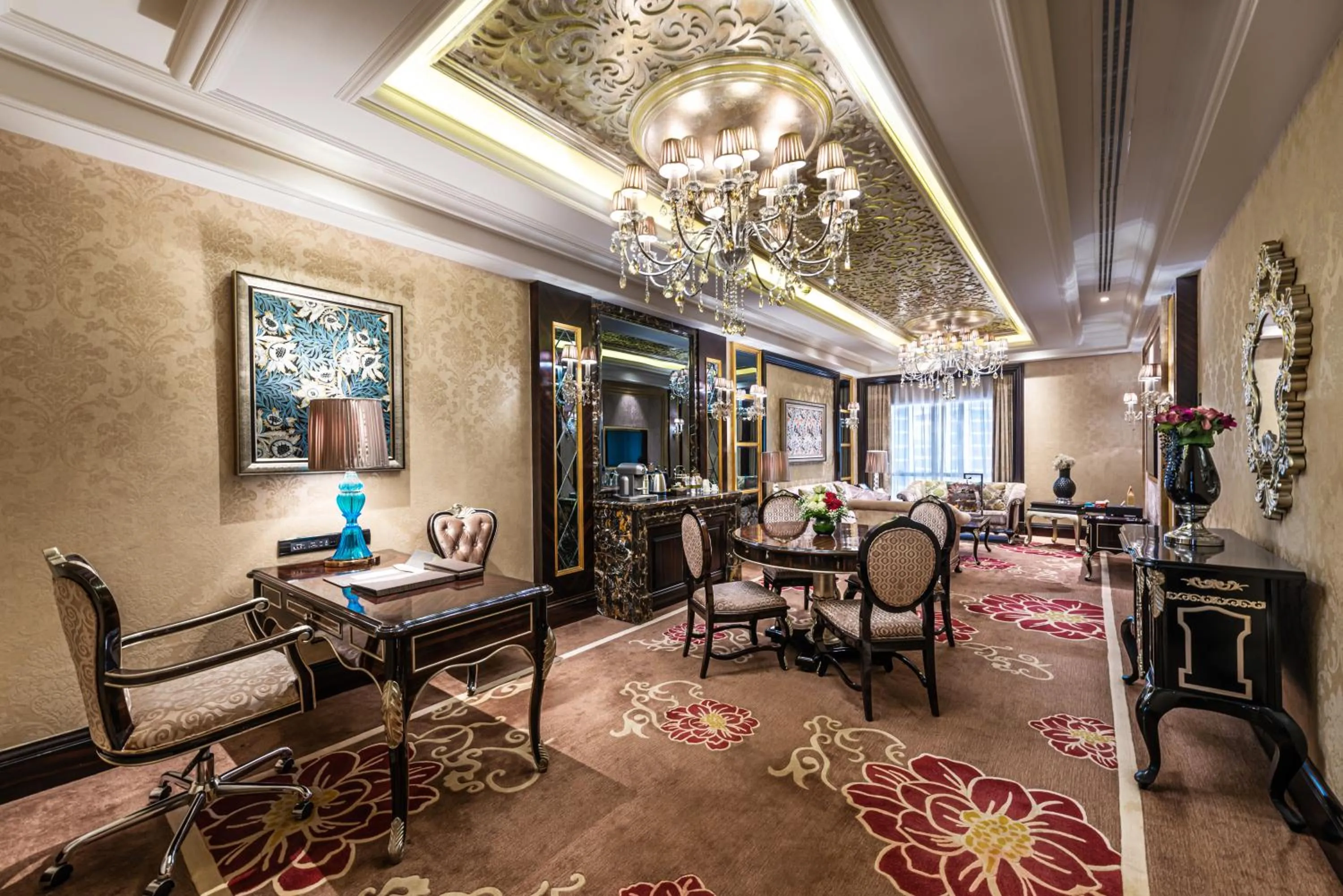 Living room in Narcissus Riyadh Hotel & Spa