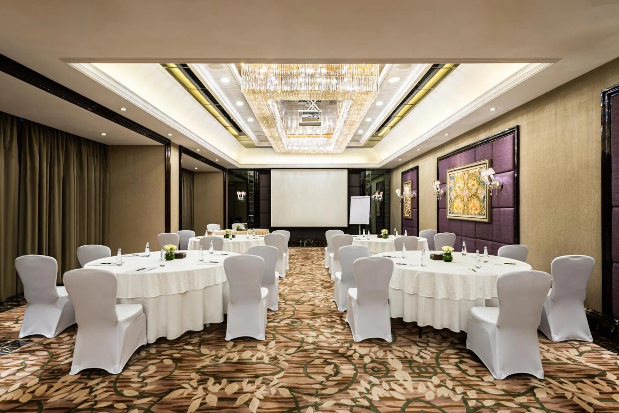 Meeting/conference room in Narcissus Riyadh Hotel & Spa