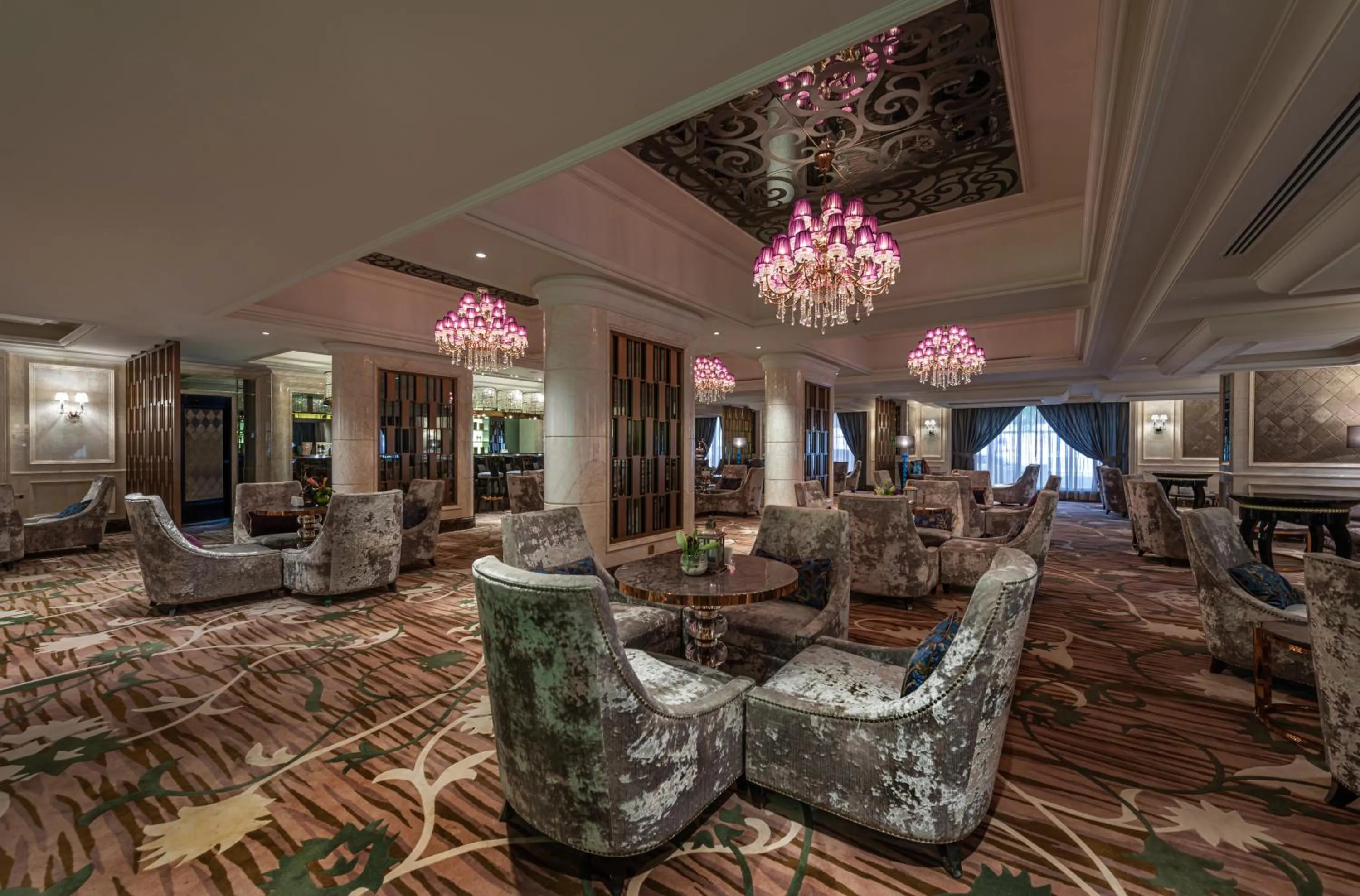 Lounge or bar in Narcissus Riyadh Hotel & Spa