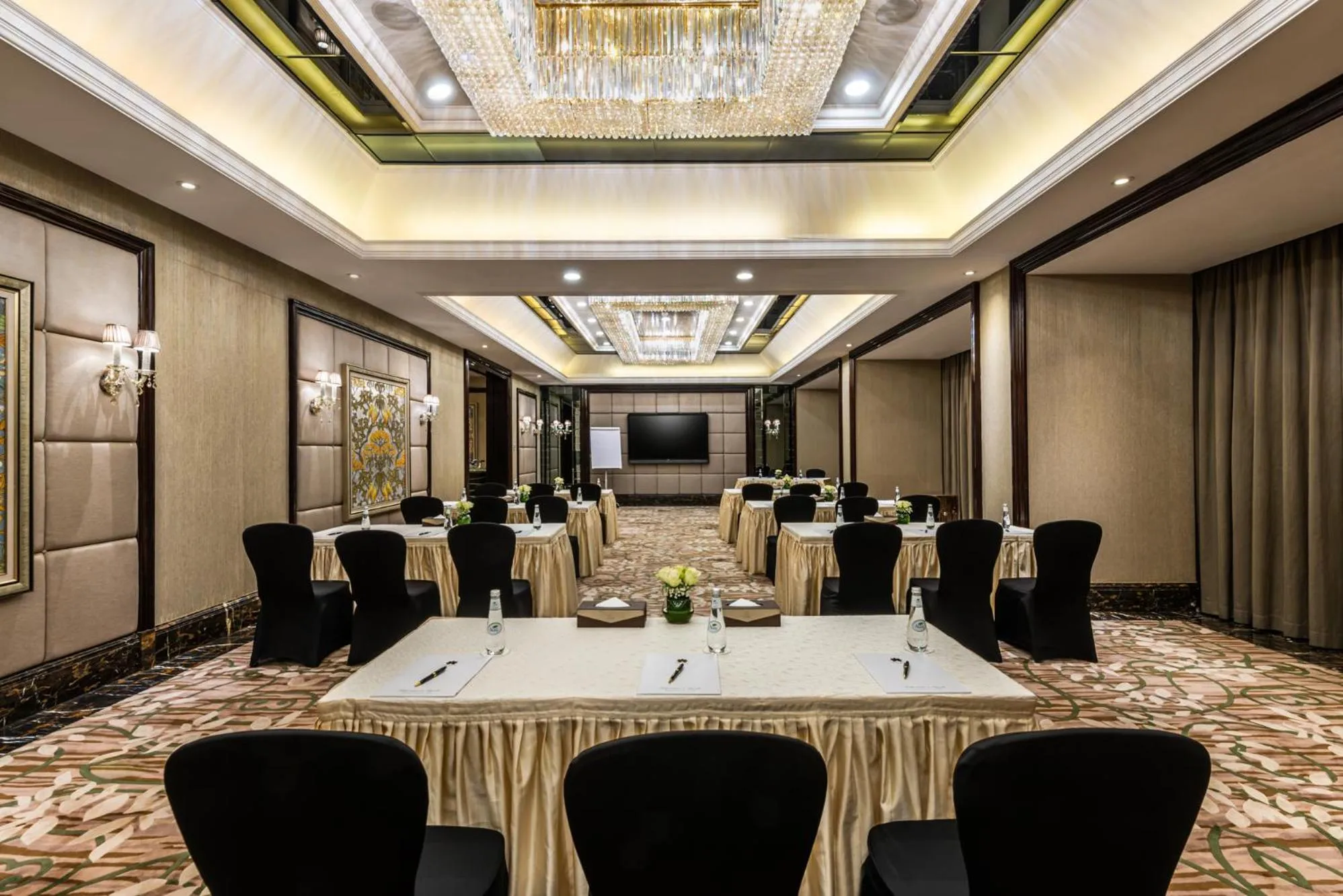 Meeting/conference room in Narcissus Riyadh Hotel & Spa