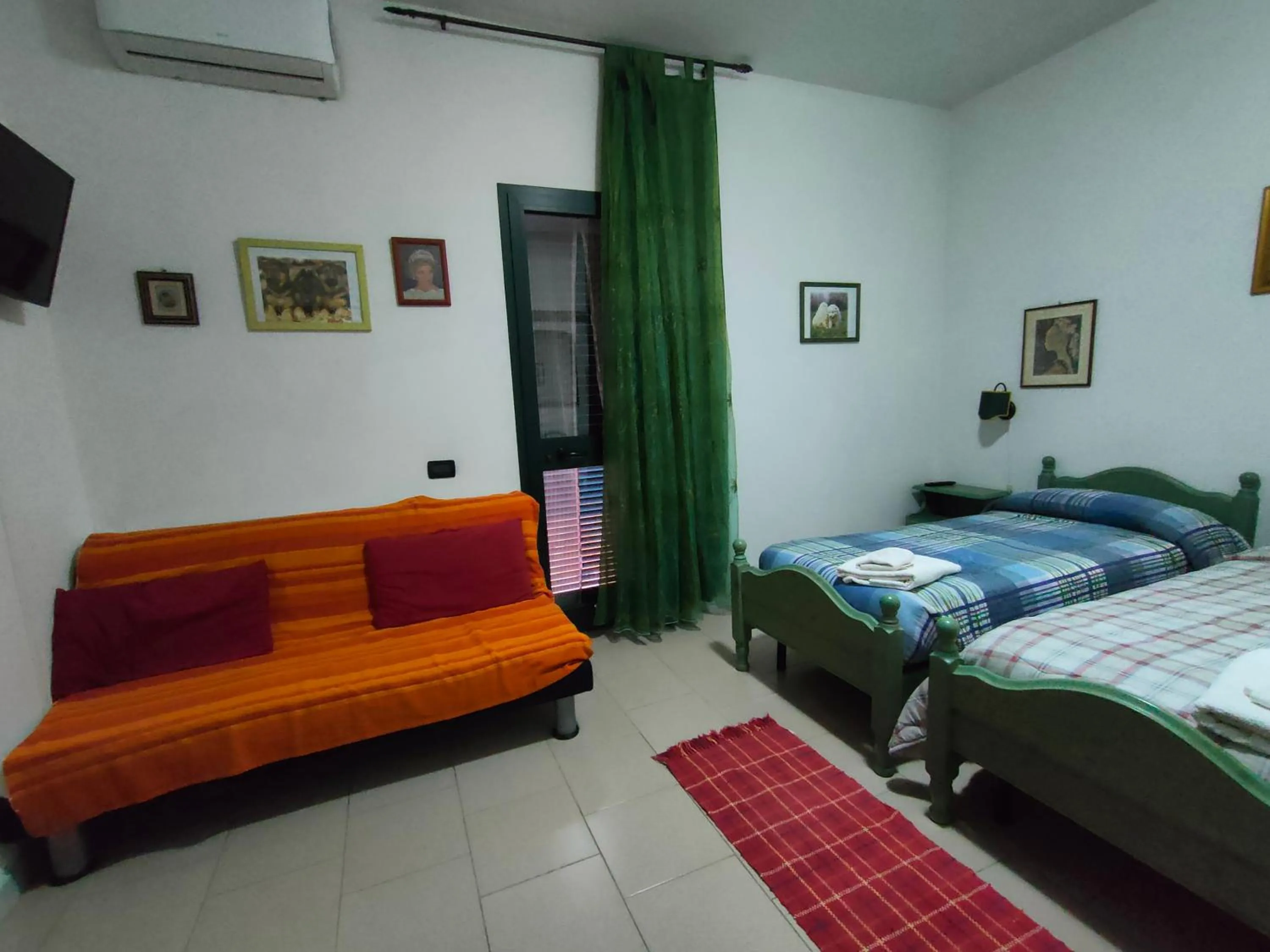 Bedroom in B&B da Donatella