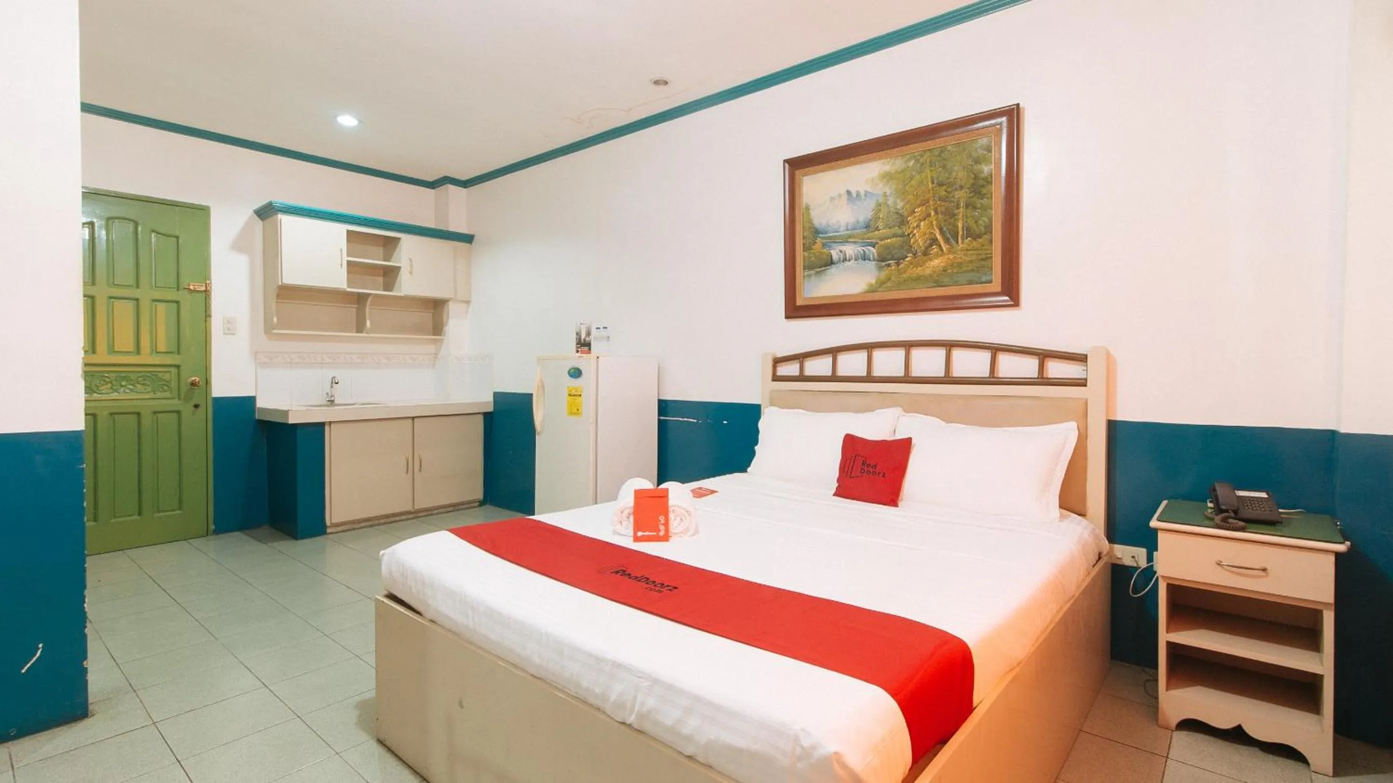 Bed in RedDoorz @ Orsu Hotel Angeles Pampanga